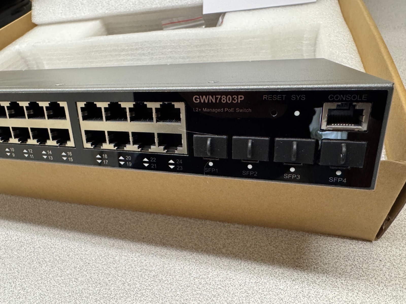 Grandstream GWN7803P 24-Port Gigabit Managed PoE Switch New in Original Box