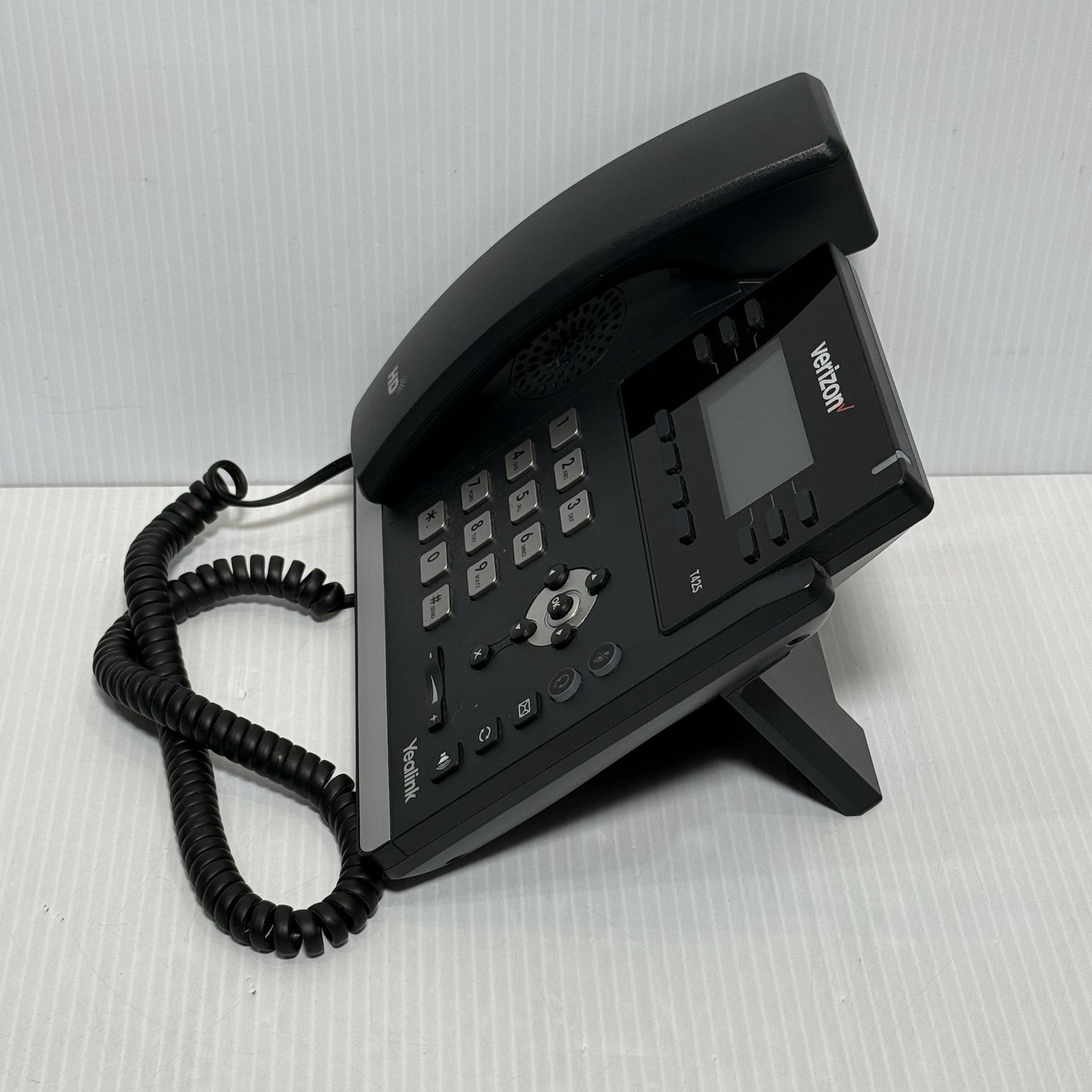 Yealink SIP-T42S Corded IP Phone Black