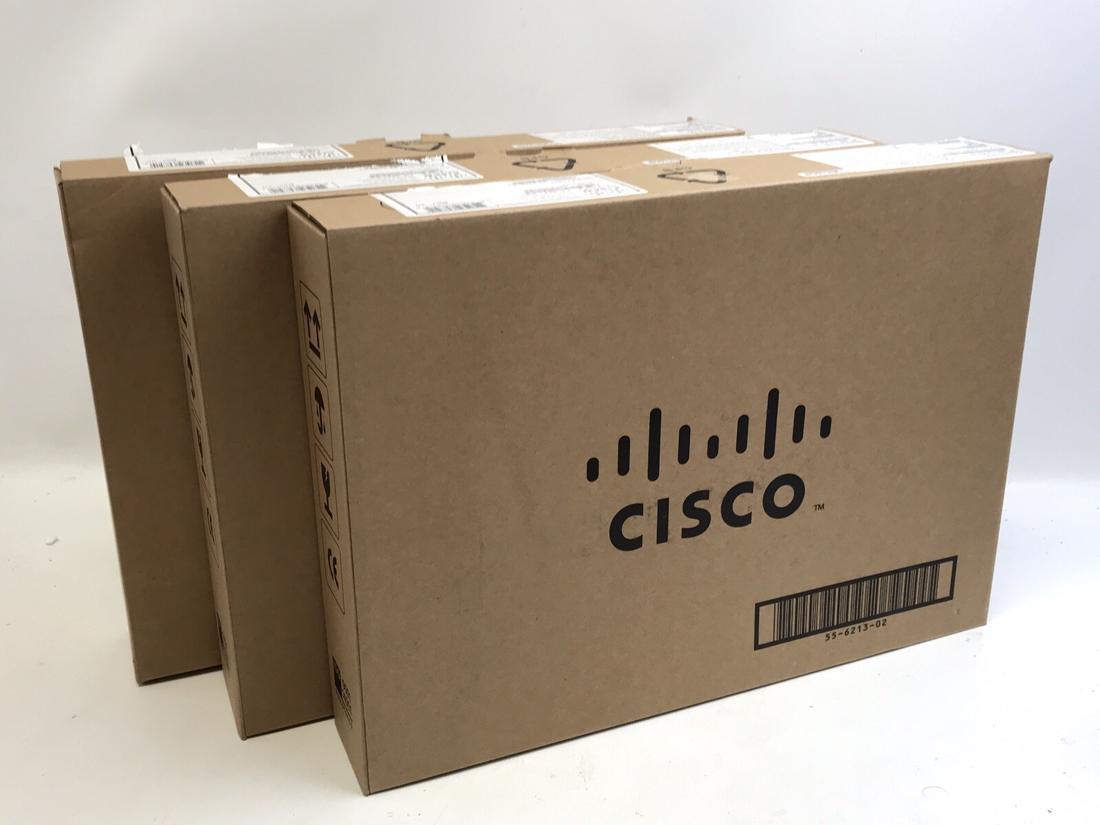 Lot of 3 Cisco CP-8841 -K9 VoIP IP Business Office Phones w/ Display, OEM Box