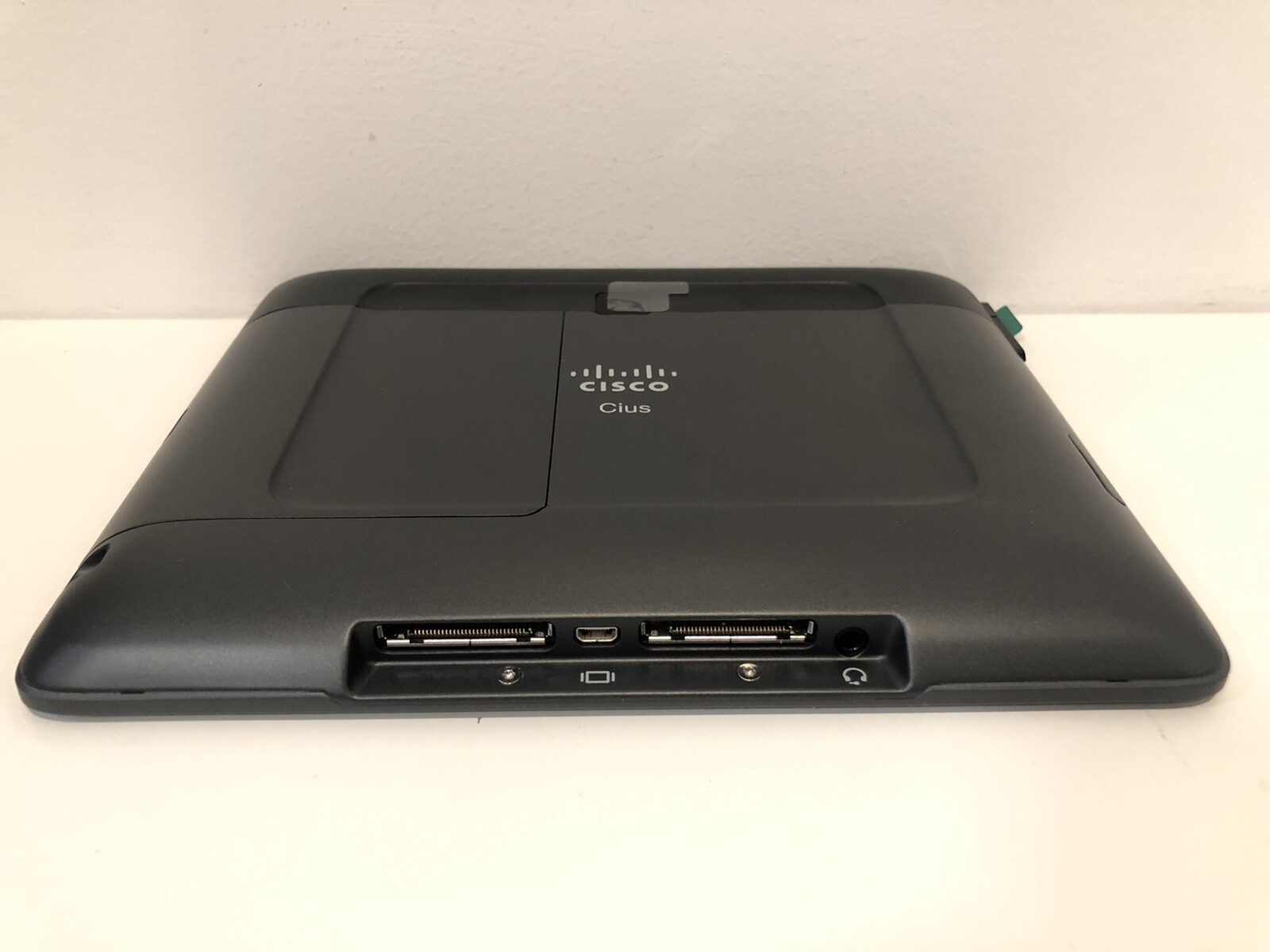 NEW Cisco CIUS-7-AT-K9 7” Media Station Tablet – Wi-Fi – Phantom Grey