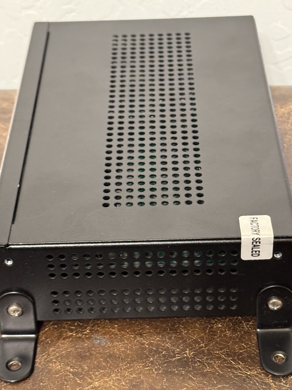 SANGOMA Technologies Vega 60Gv2 ,8 Port IP Telephony Gateway