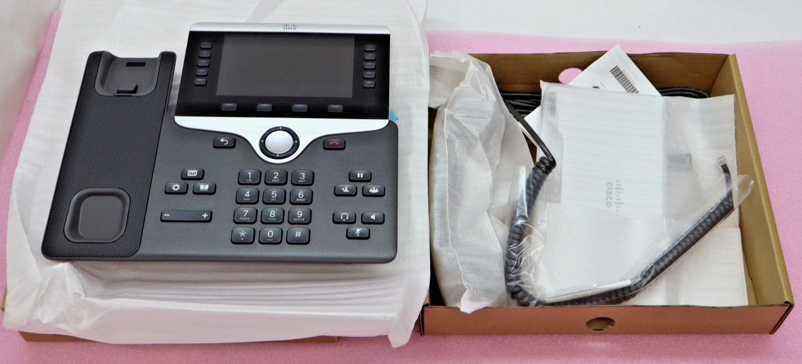 Cisco IP Phone 8811 Series CP-8811-K9 Rev:AA0 New In Box T5-C1