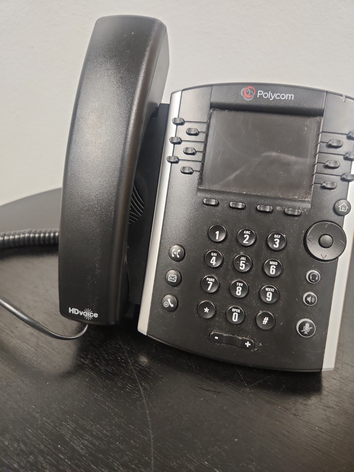 Polycom VVX 400 IP Business PoE Telephone