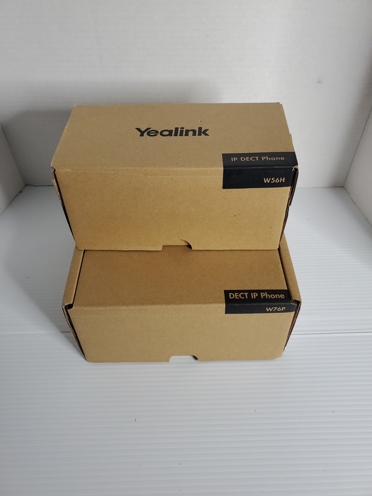 YEALINK W76P Cordless DECT IP Phone Bundle With W56H handset and W70B base