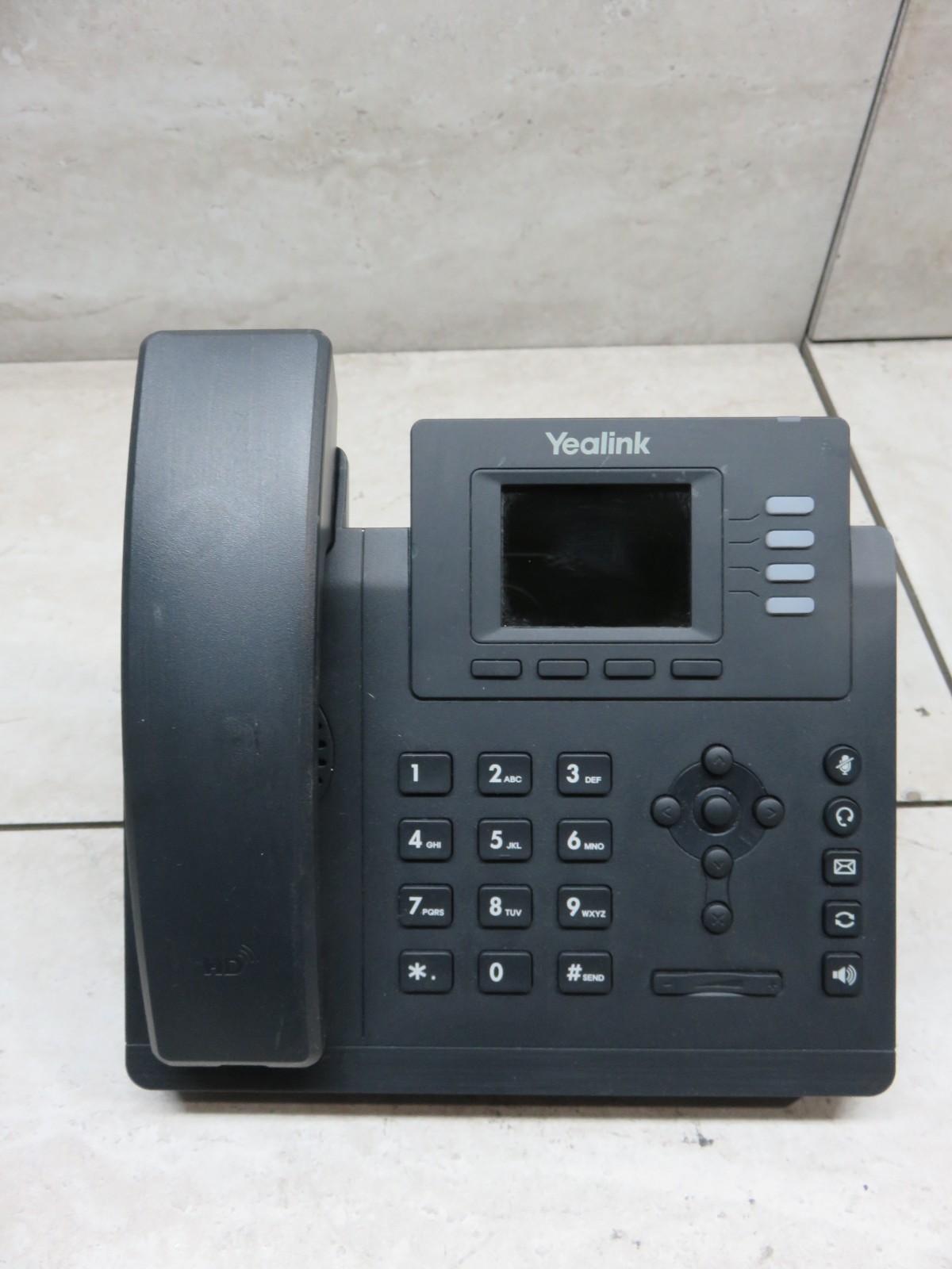 LOT OF 40 Yealink T33G IP Phone 4 VoIP Accounts Color Display Dual-Port Gigabit