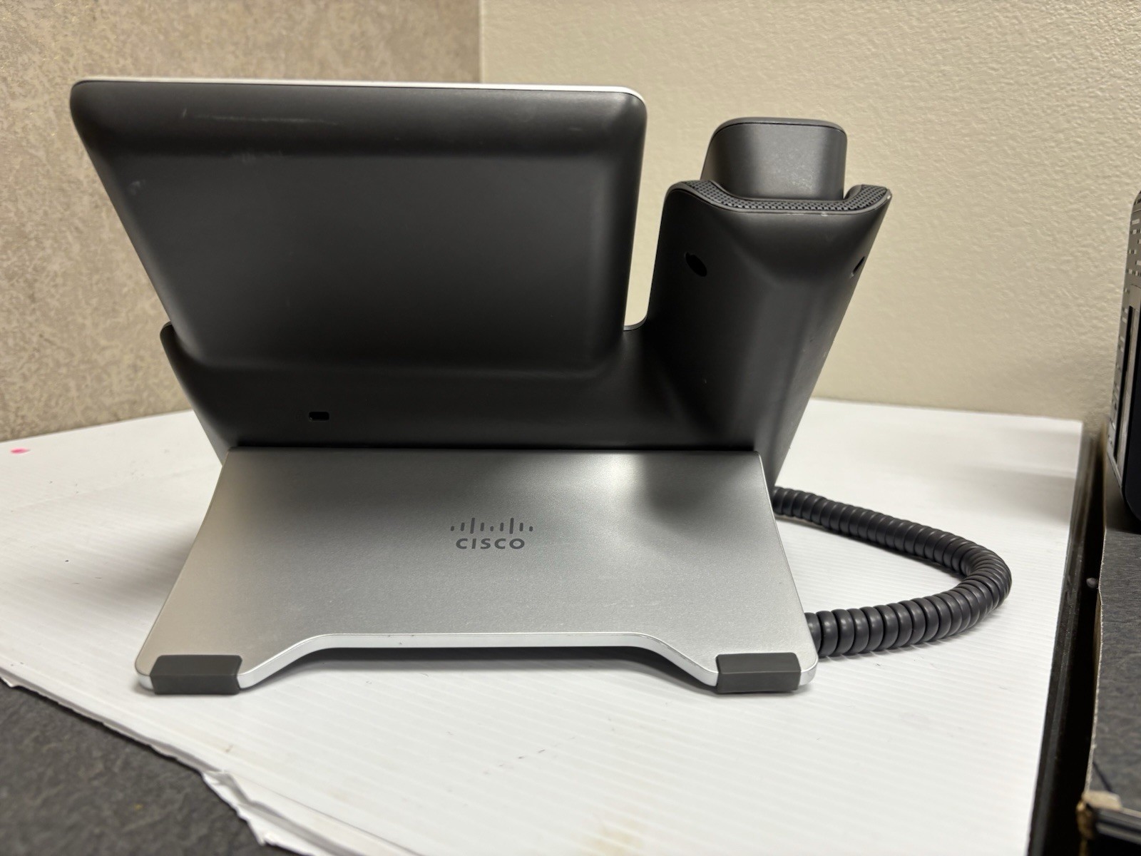 Cisco CP-8811 UC Phone