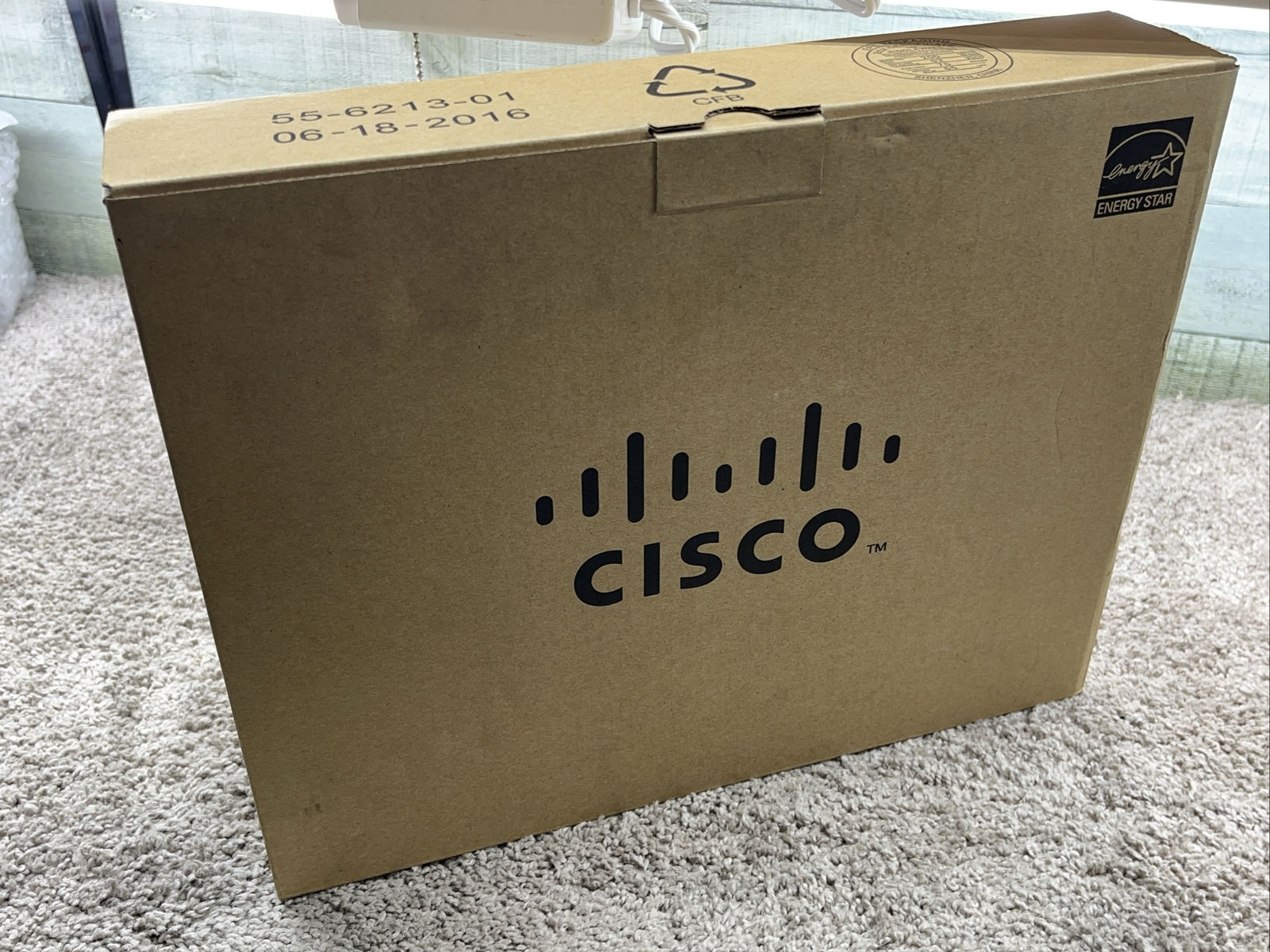 Brand NEW Never Opened Cisco IP Phone CP-8811 Free Shipping! 76688