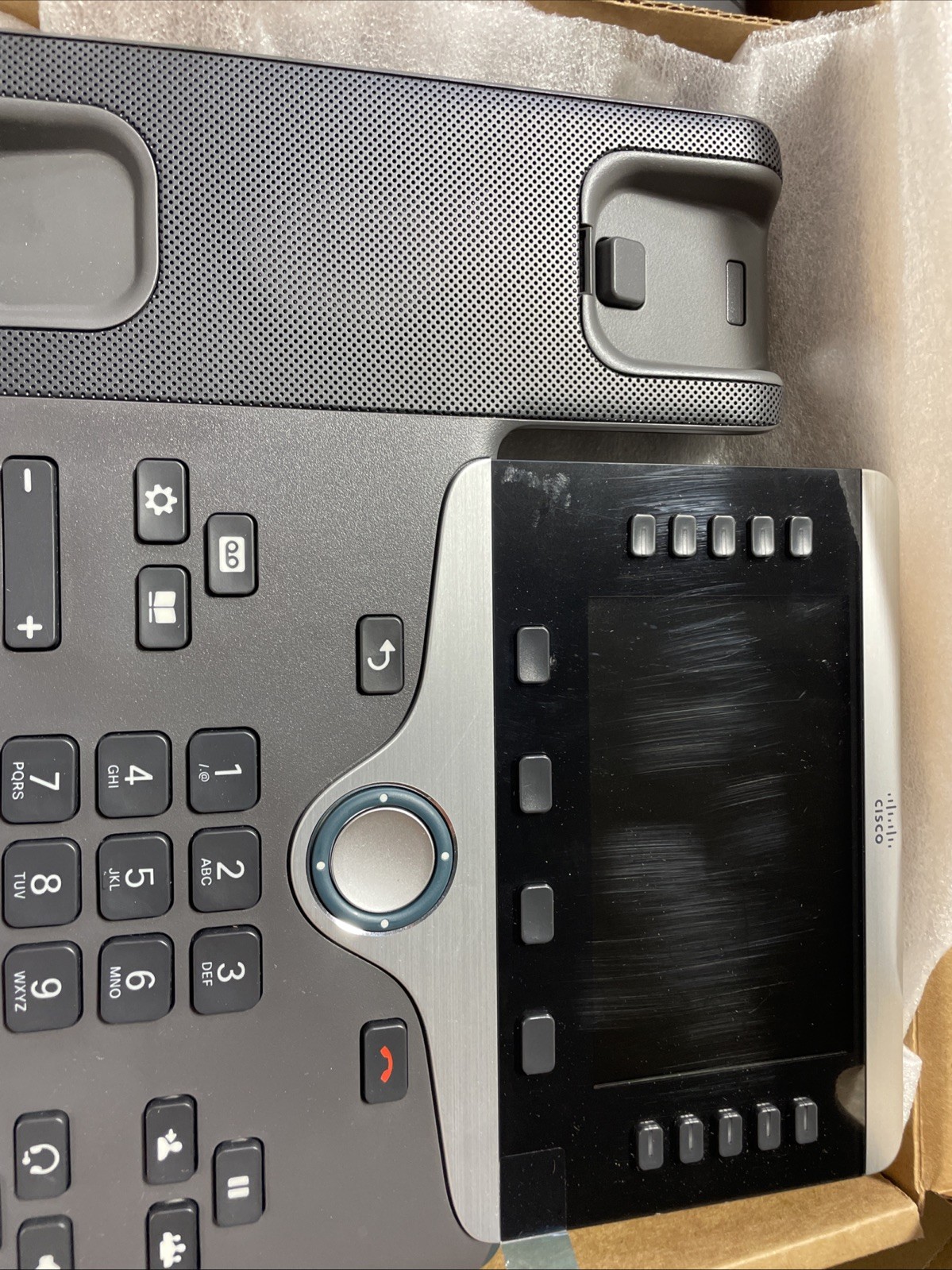 Cisco Business Class VOIP Phone CP-8861-K9= IP, Requires Cisco Communications…