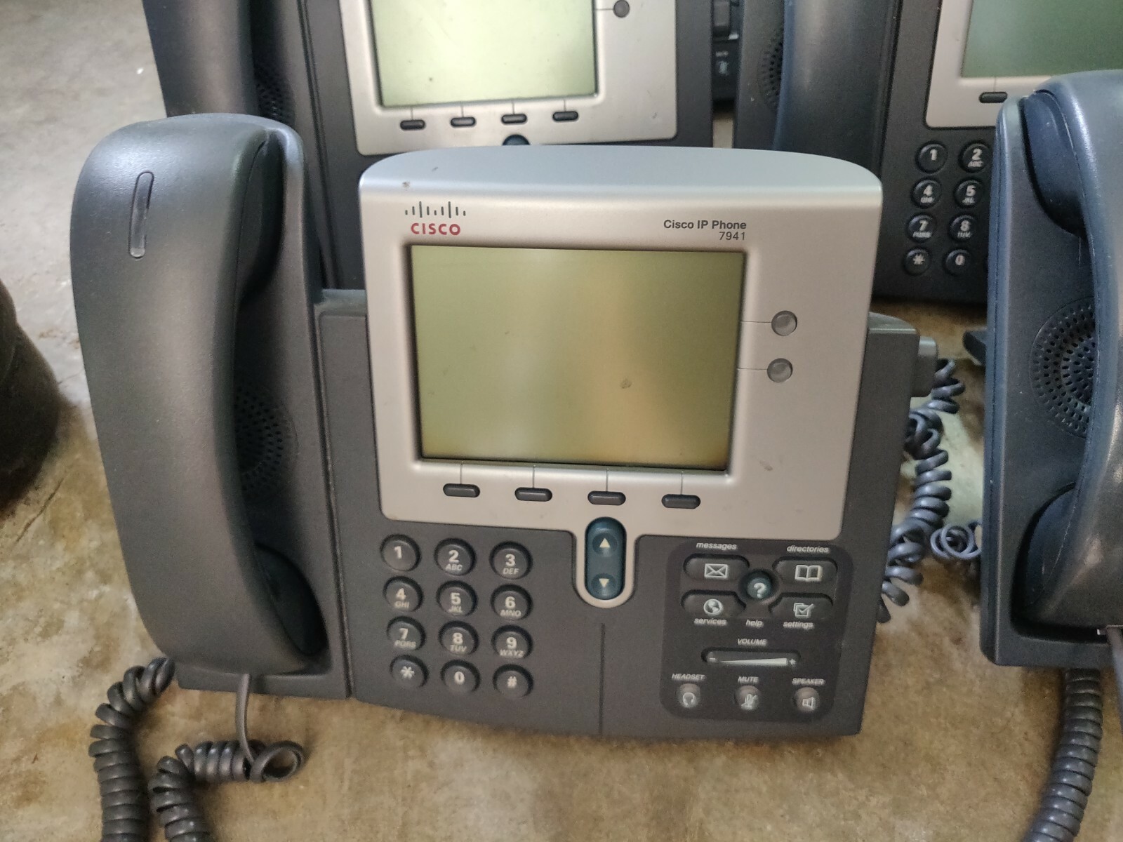 Lot of 8 Cisco IP Phone 7941G and 1 7961G VOIP IP Phones Used Working