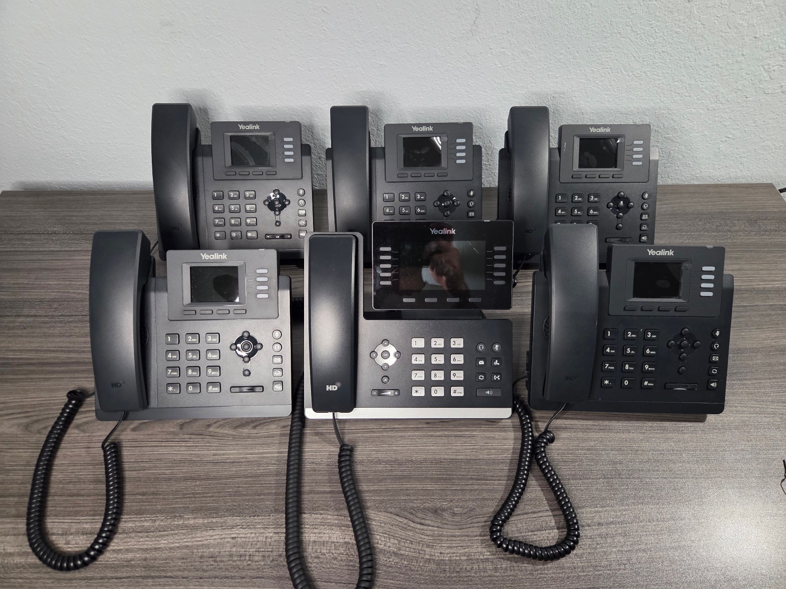 Yealink VoIP Phone Lot (1) SIP-T54W & (5) SIP-T33G IP Office Bundle PoE