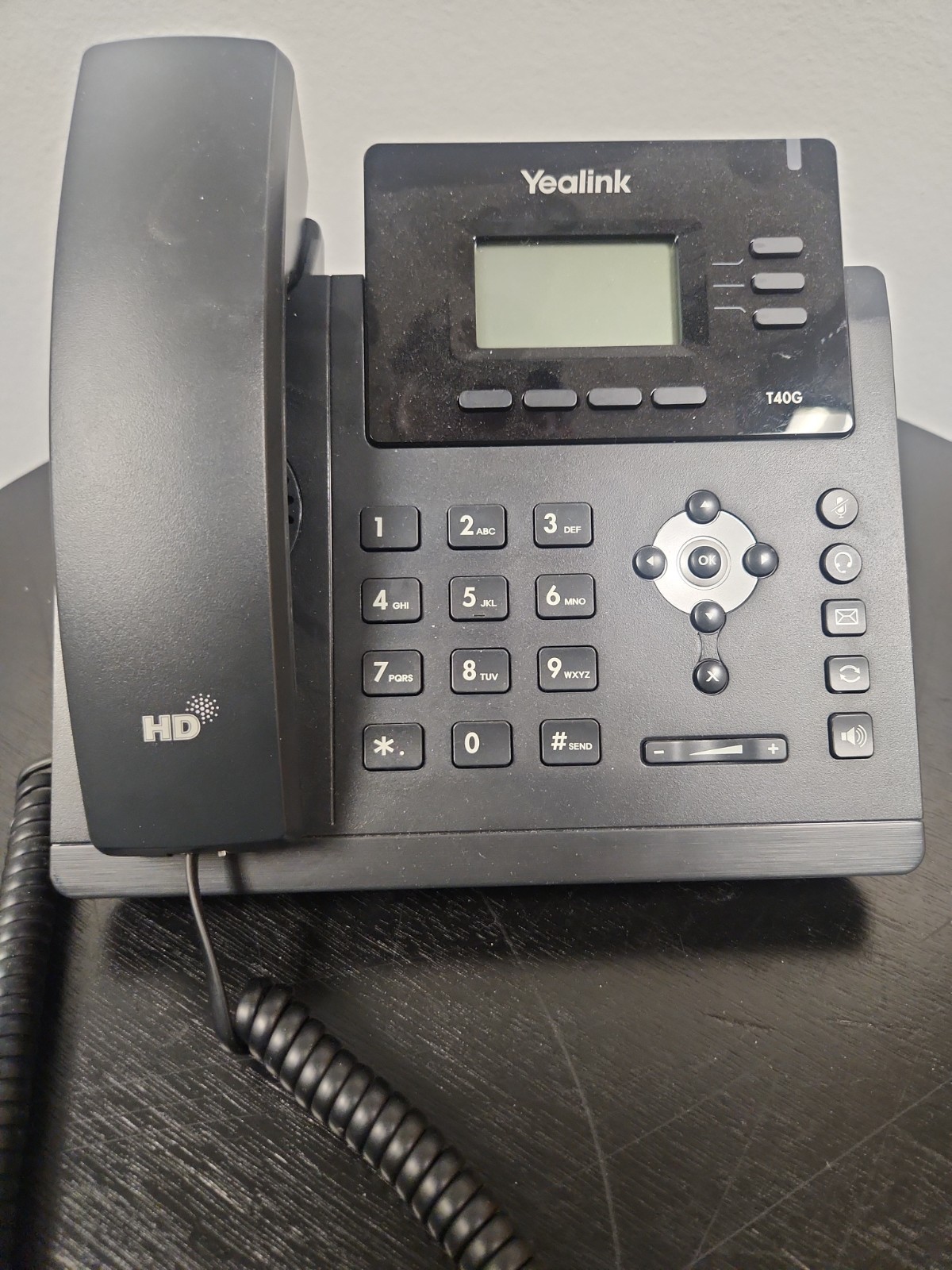 Yealink SIP-T40G IP Phones With Power Adapters