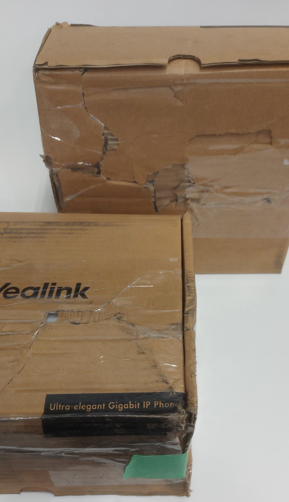 Yealink SIP-T46U Gigabit IP Business Phone 16 VoIP HD PoE Bluetooth 4.3″ LCD AA1