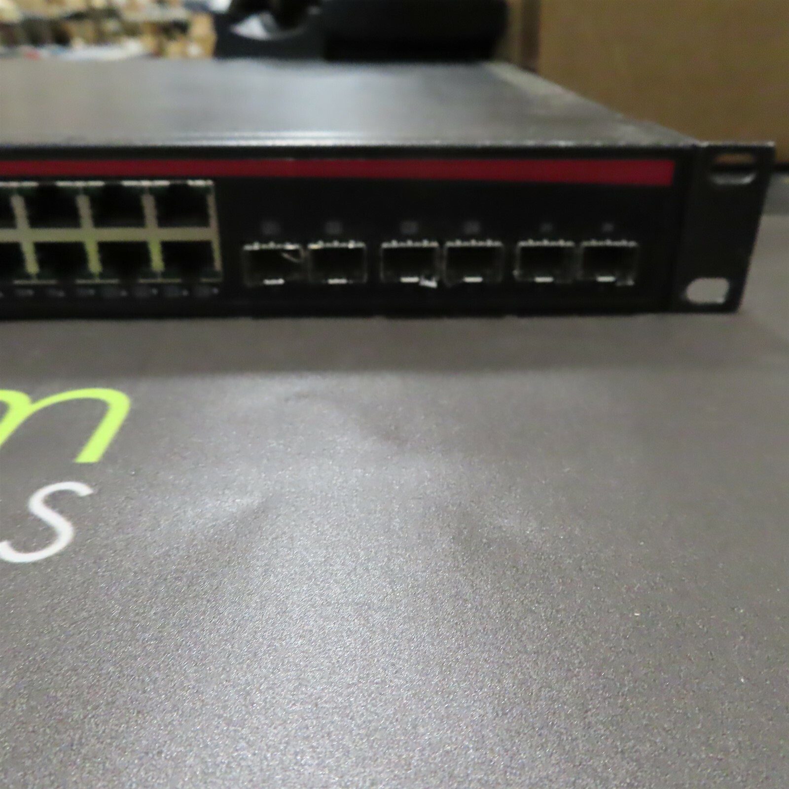 Allworx PowerFlex P2426 20-Port PoE Gigabit Switch Rack mounts, Power Cord