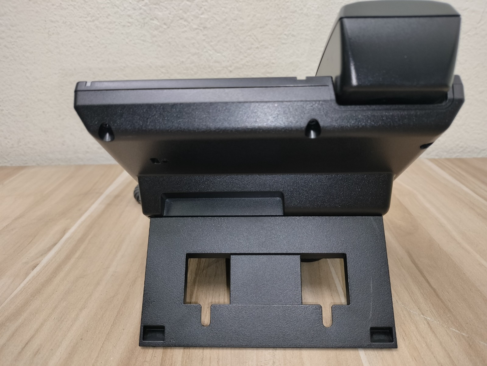Polycom VVX 250 4-Line Desktop Business IP Phone 2201-48820-121 Gigabit SIP VoIP