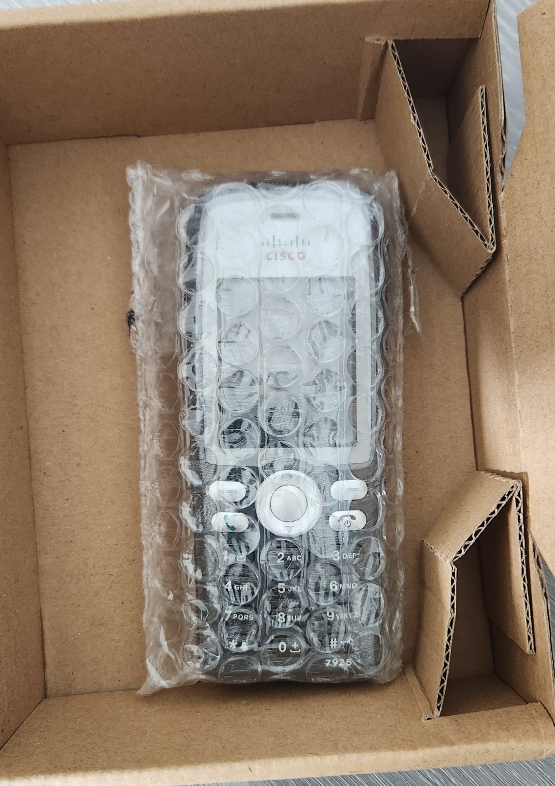 Cisco CP-7925G-A-K9 Wireless VoIP Phone – Gray