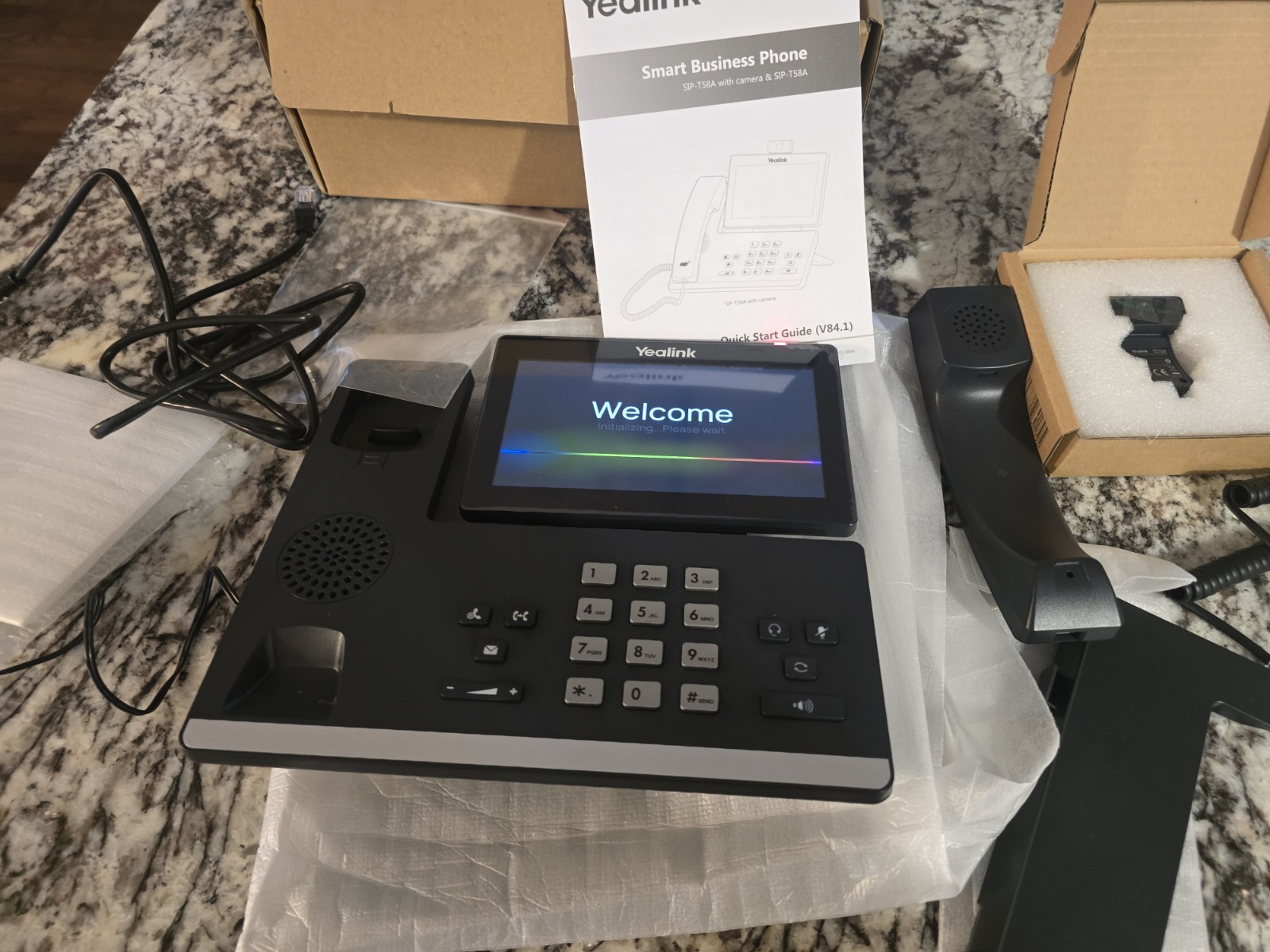 Yealink HD Android IP Phone with camera SIP-T58A NEW! Open Box