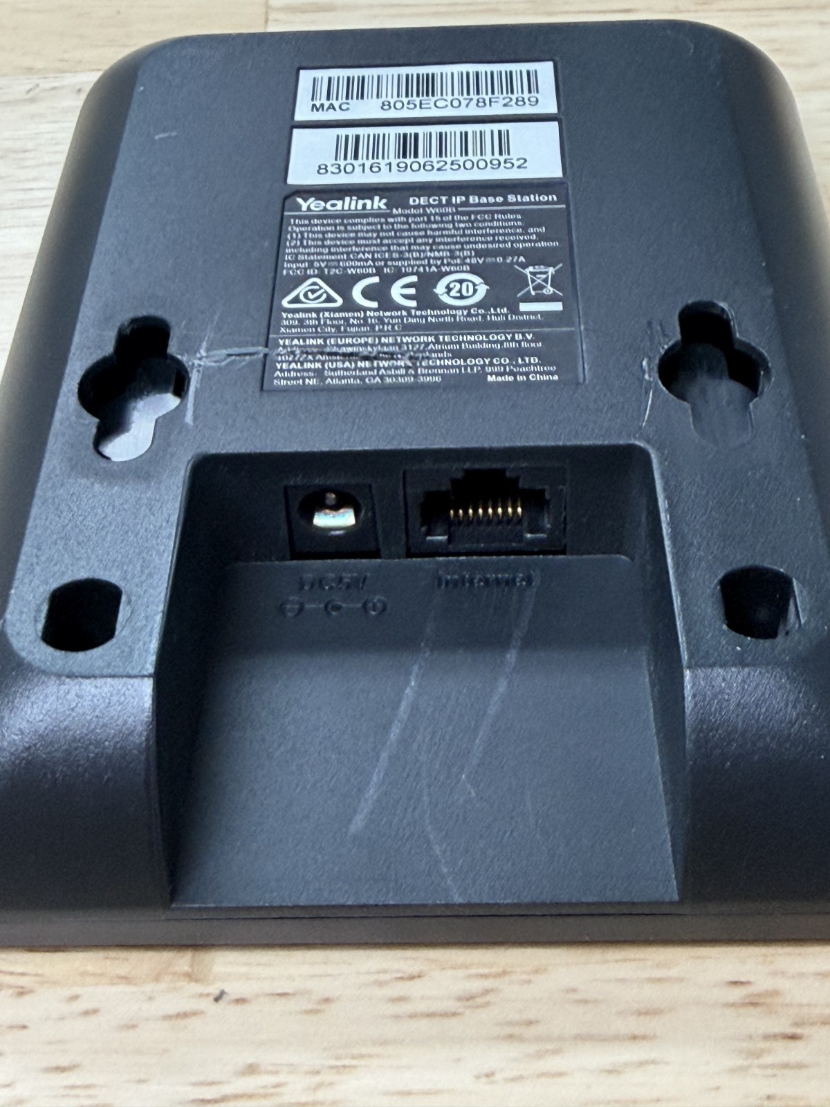 USED – Yealink W60B DECT IP Phone Bundle | Handset + W60B Base Station