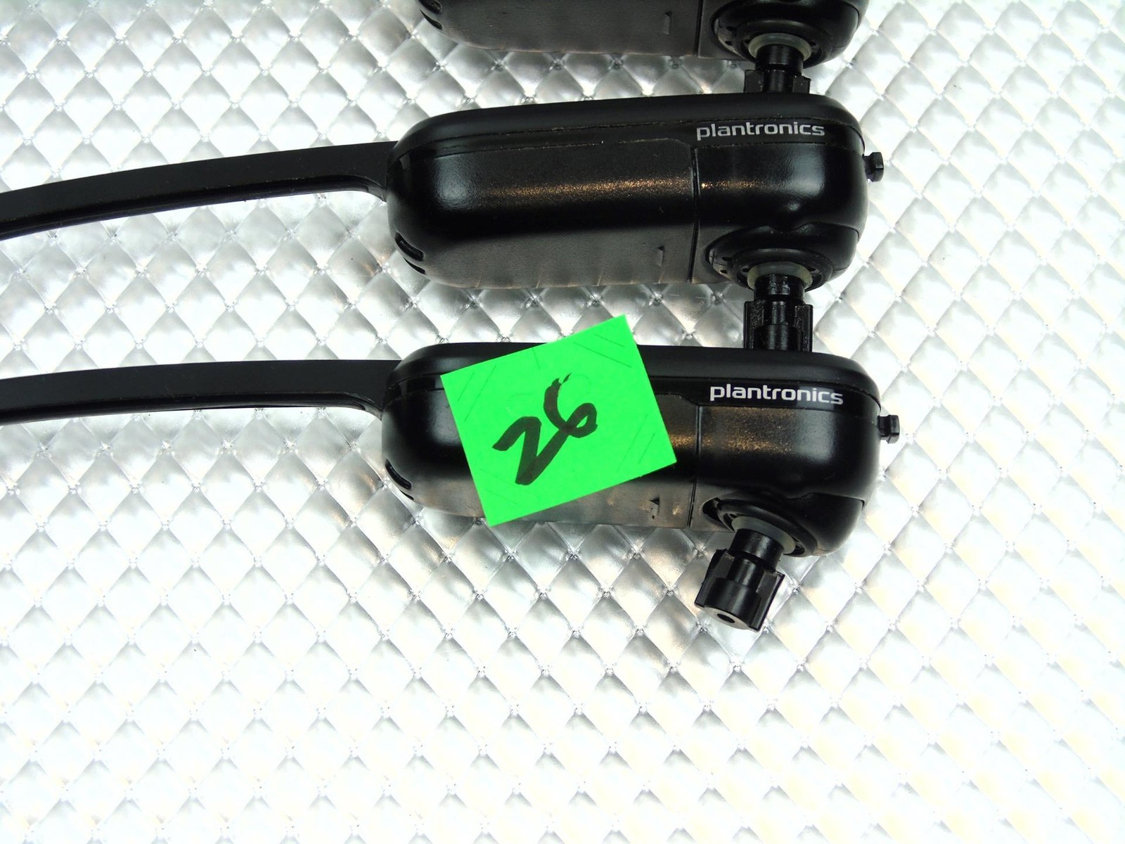 Lot of 26 – Plantronics C540 / AL8-WH500 BlueTooth Wireless Headset – No Battery