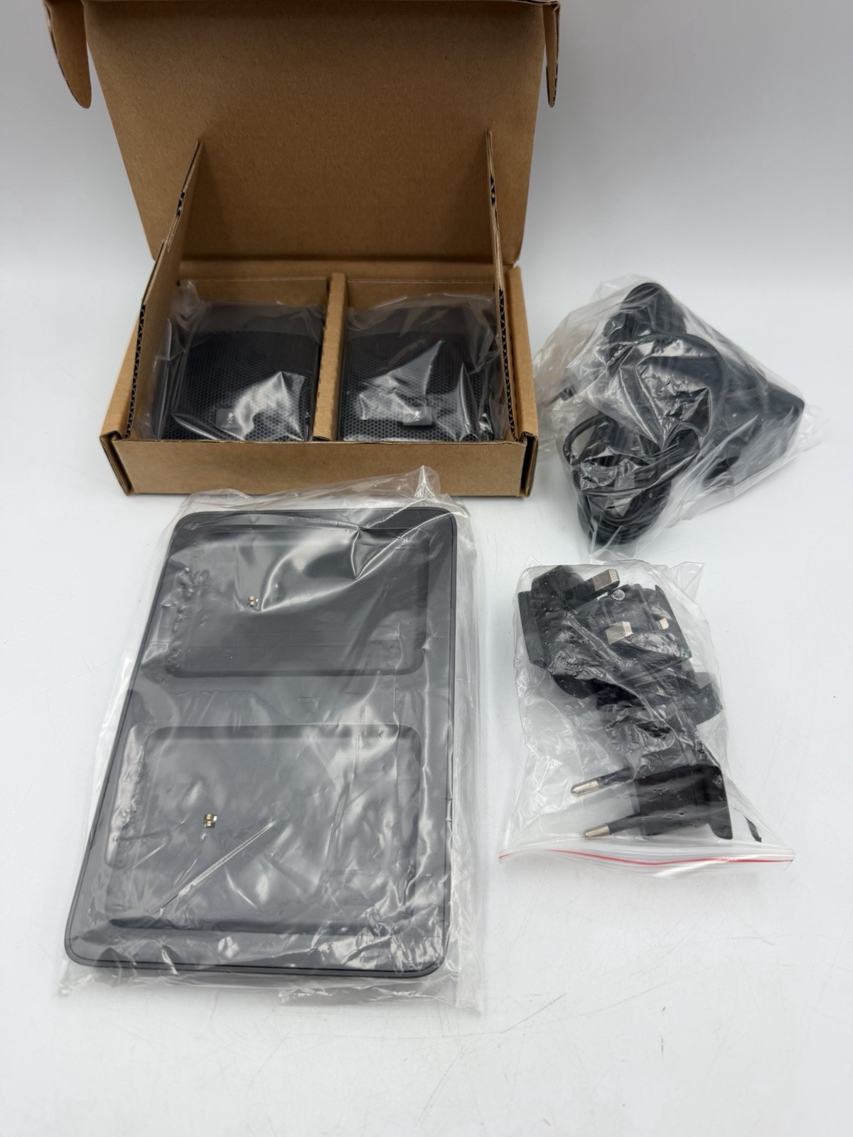 Cisco CP-8831-MIC-WRLS Wireless Microphone Kit For IP Conference Phone