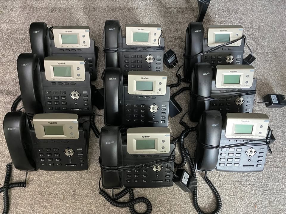 Yealink SIP-T21P E2 Dual-line Entry Level VOIP Phone x 9