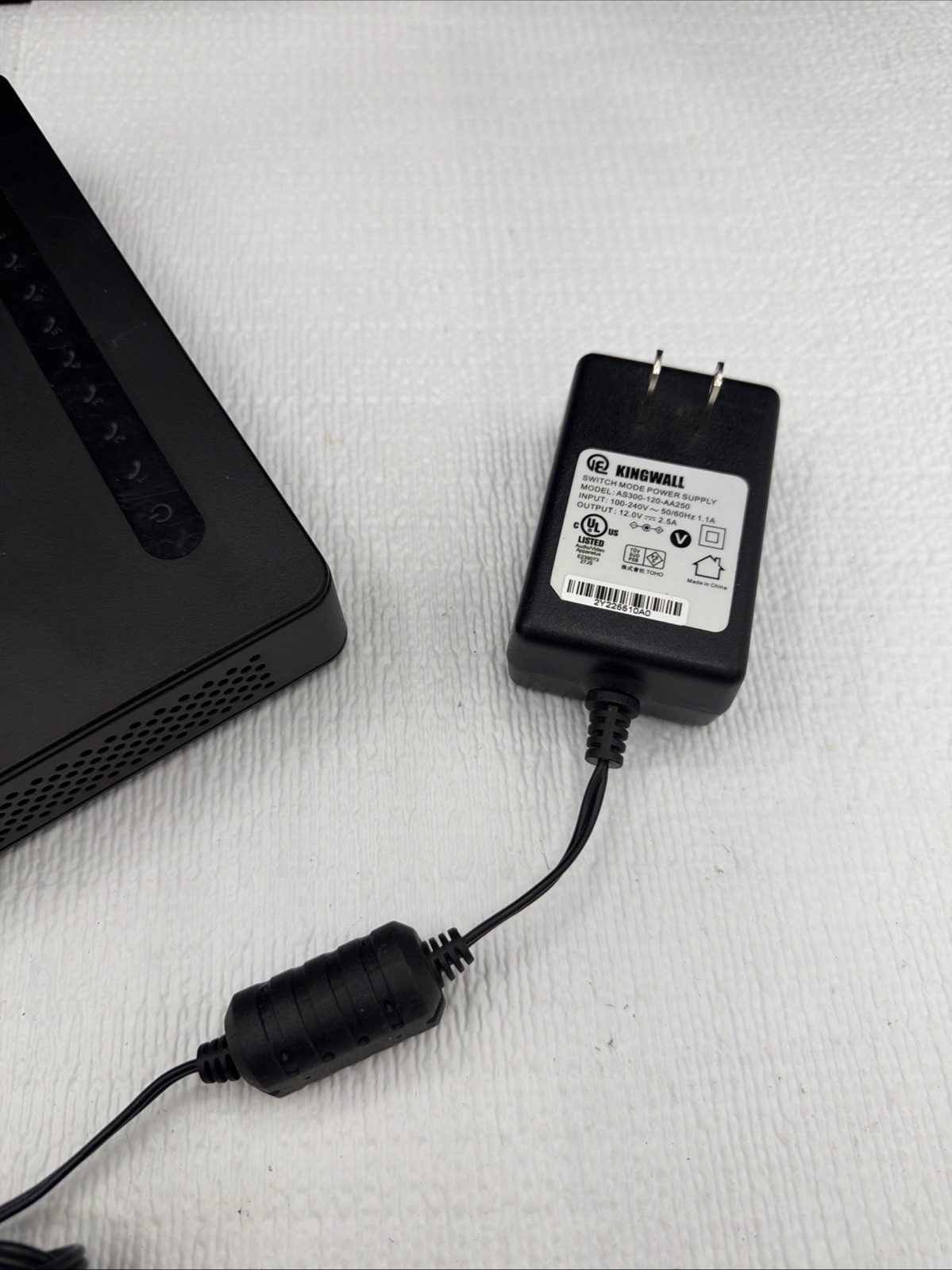 Grandstream HT818 8-Port Analog Telephone Adaptor w/Power Supply POWERED ON ONLY