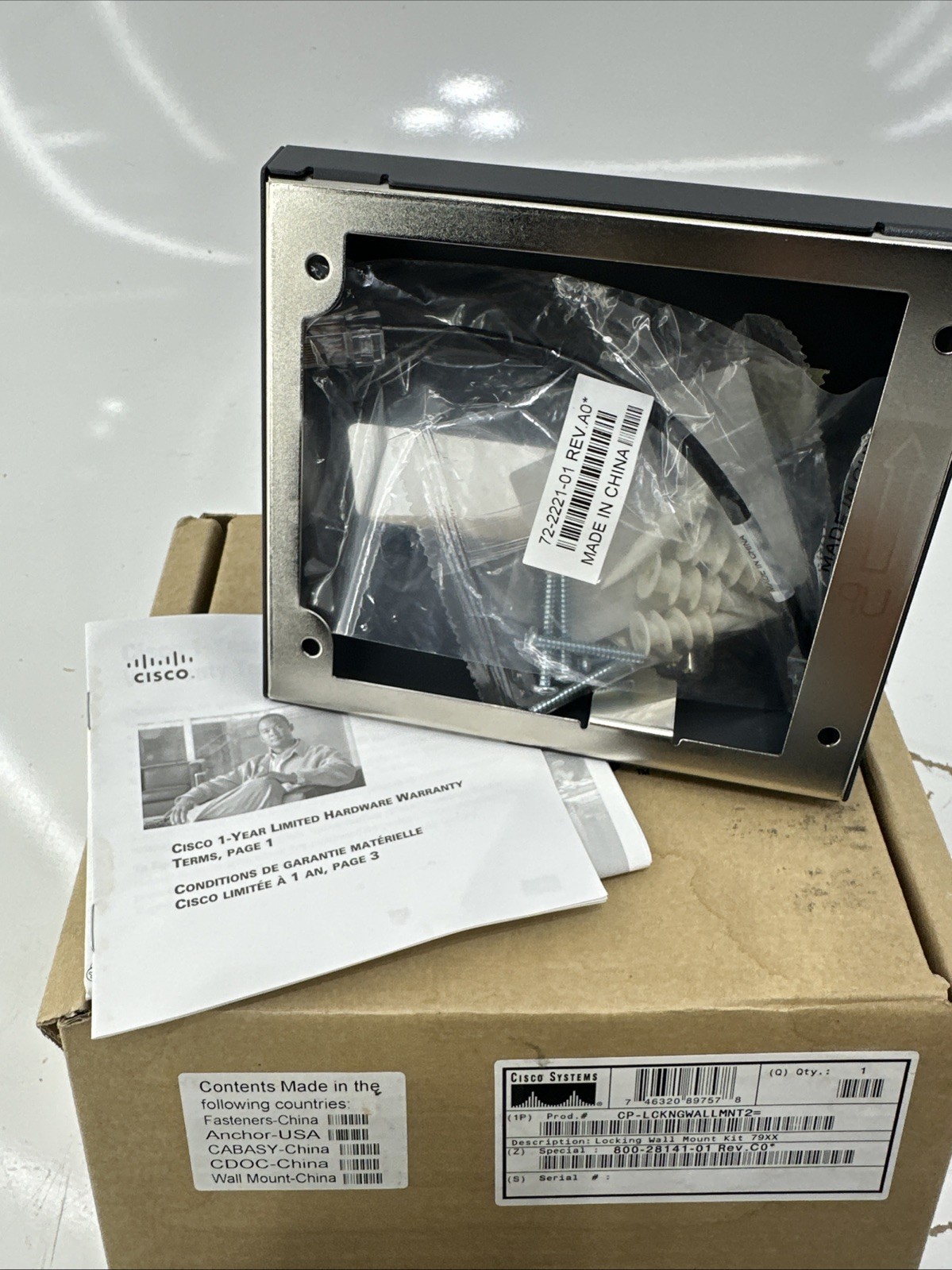 1 Cisco CP-LCKNGWALLMNT2 Universal Locking Wall Mount Kit For 7900 Phone 2 Used