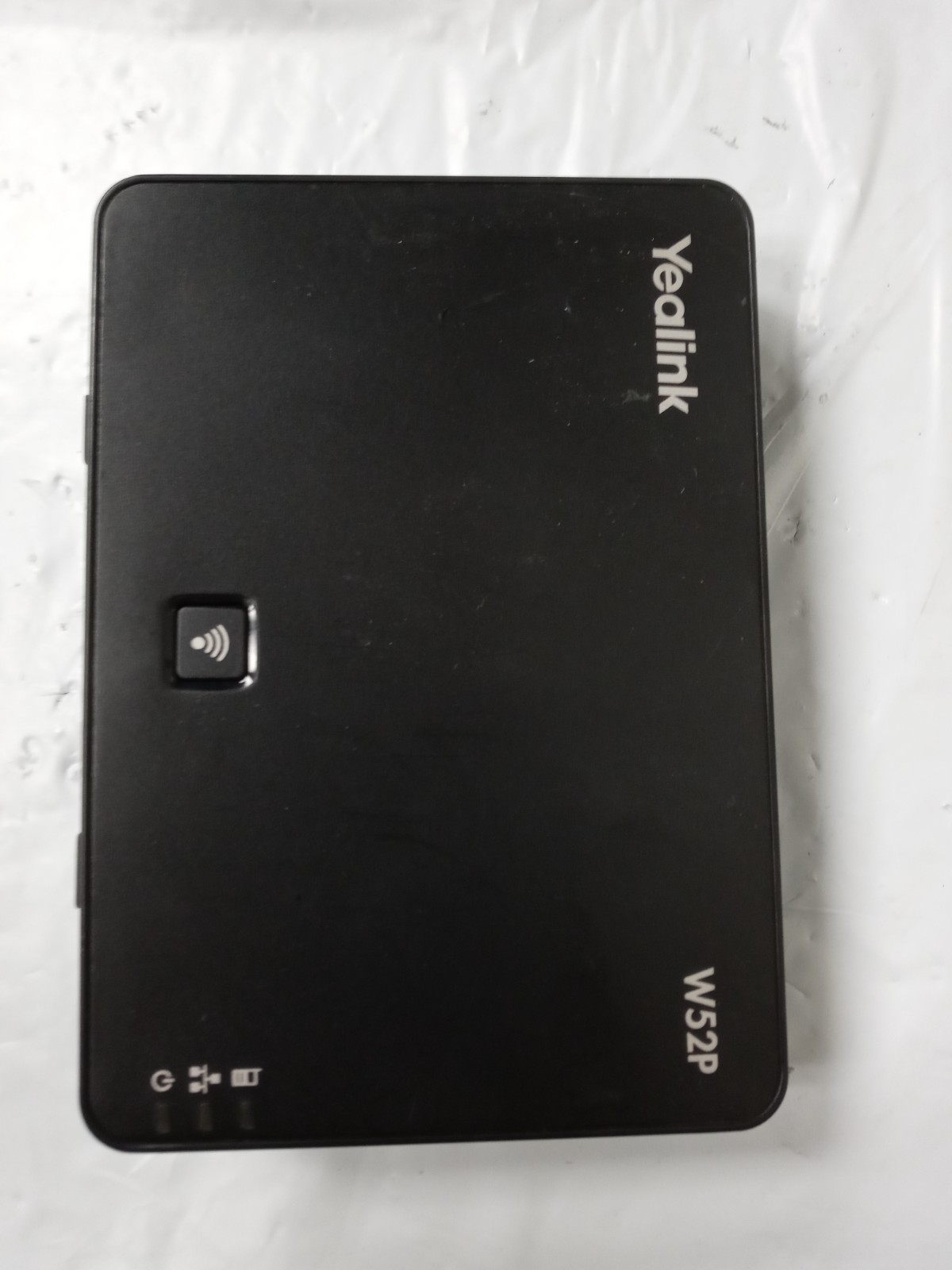 Yealink W52P IP DECT Phone Wireless Base Station NO AC Adapter