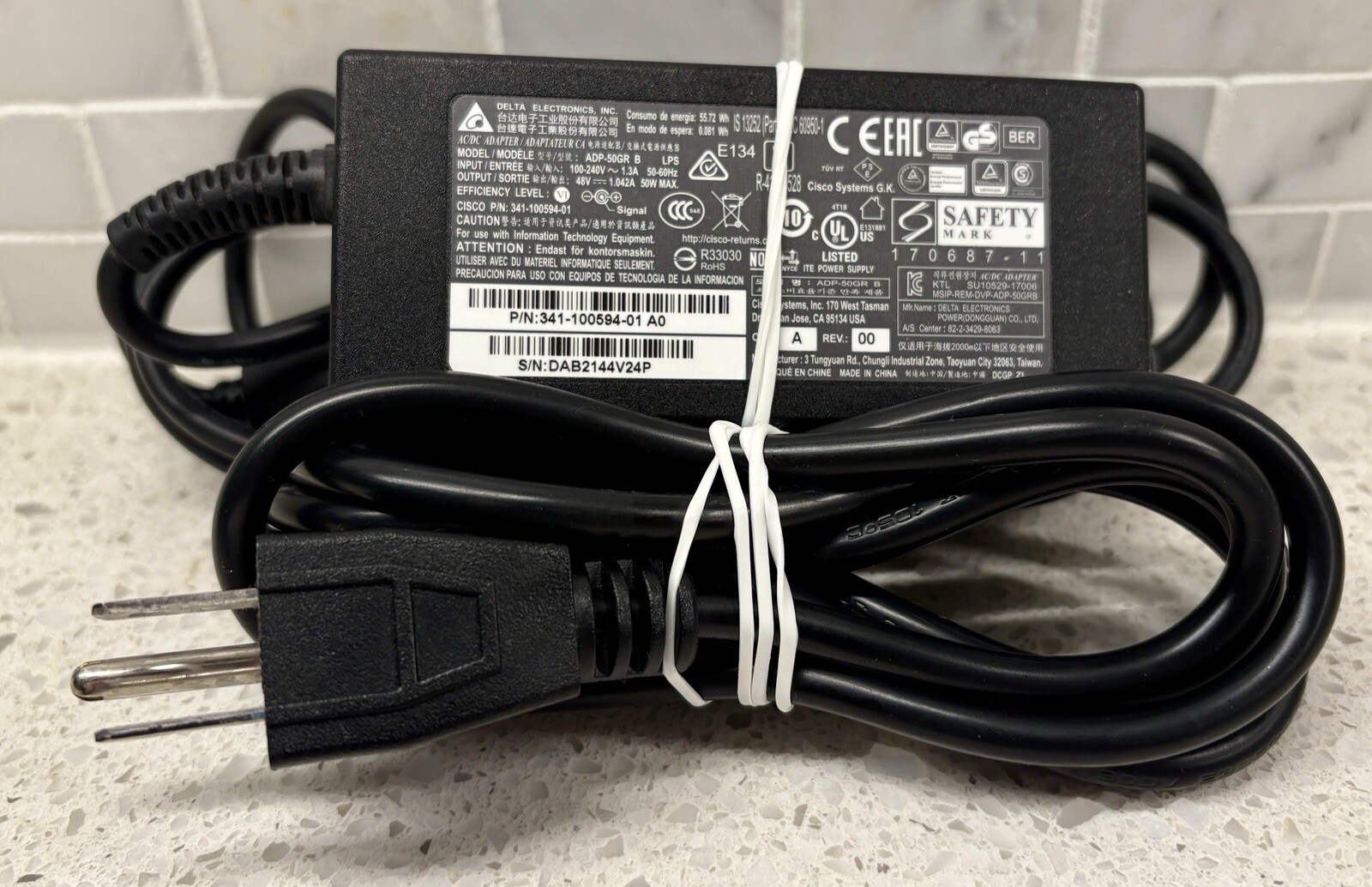 Cisco CP-8845 IP Video Phone, Handset, Stand, Network Cables & Jabra Headset