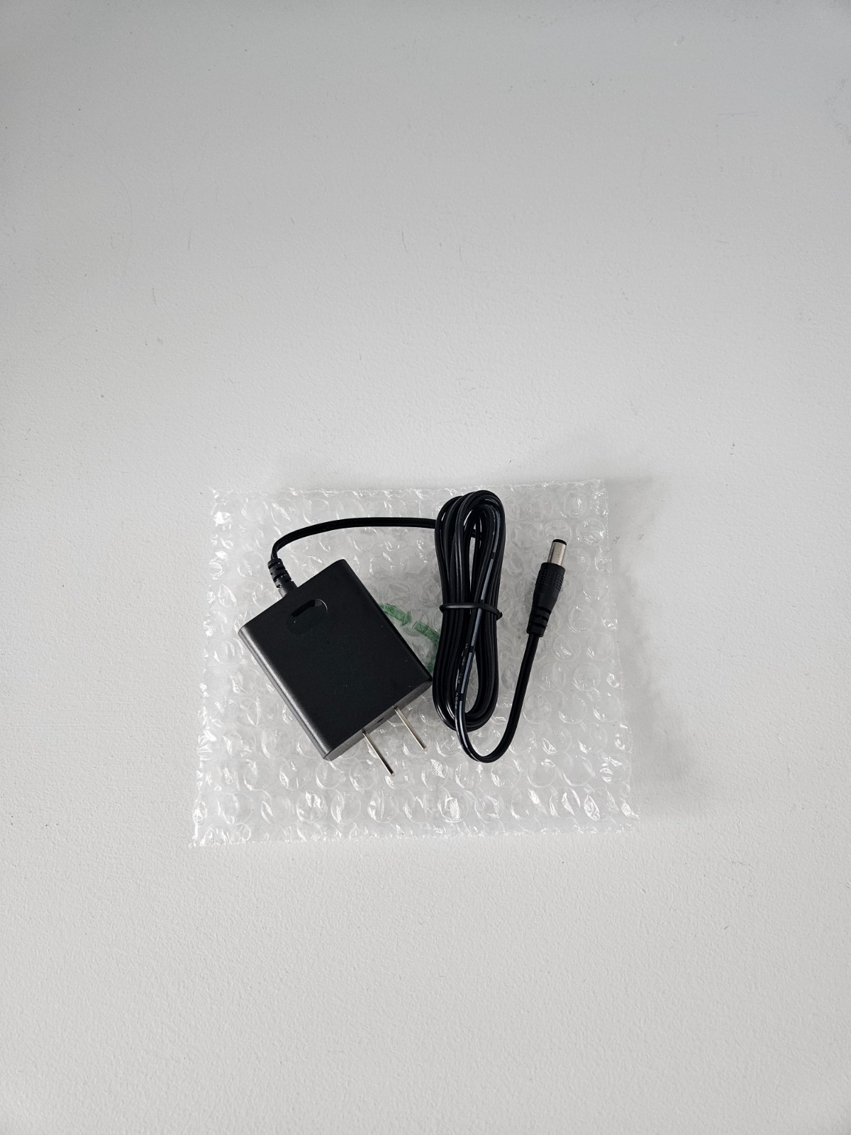 Yealink VoIP Phone Power Bundle 5V 2A Power Adapter YLPS052000B1-US + Data Cable