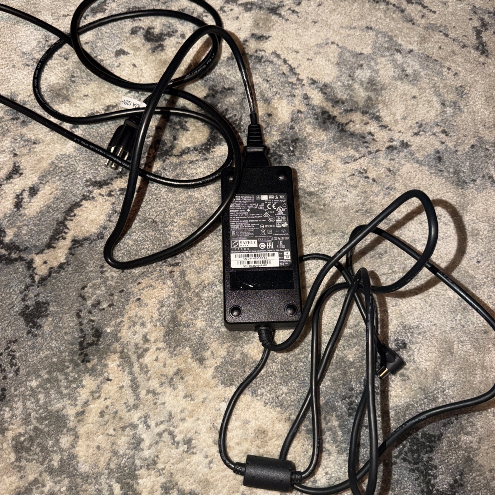 Genuine Delta Electronics 48V 1.05A AC/DC Adapter ADP-50FR B Charger 7.4mm