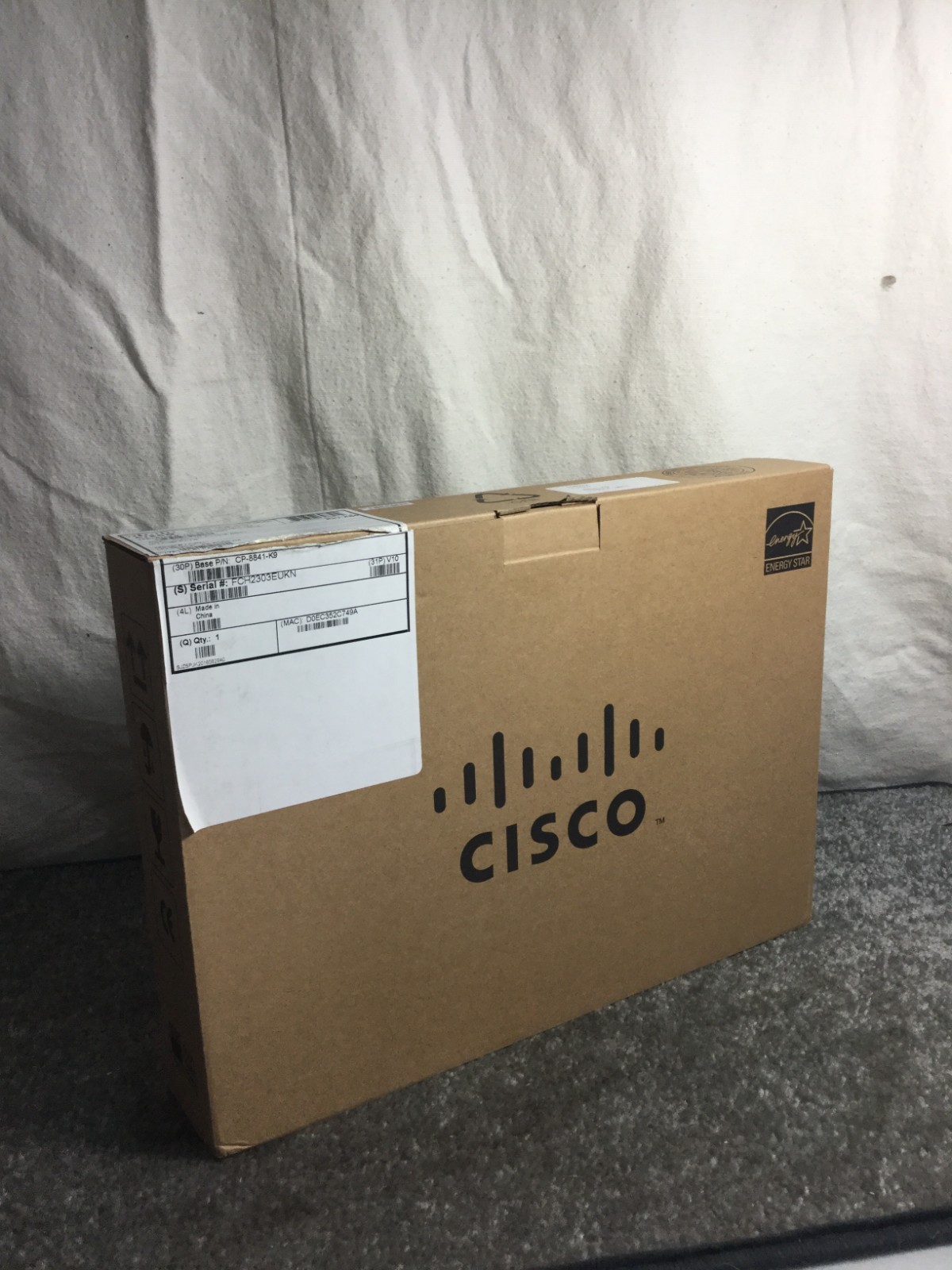 Cisco CP-8841-K9 5-Lines Corded VoIP Phone – Black