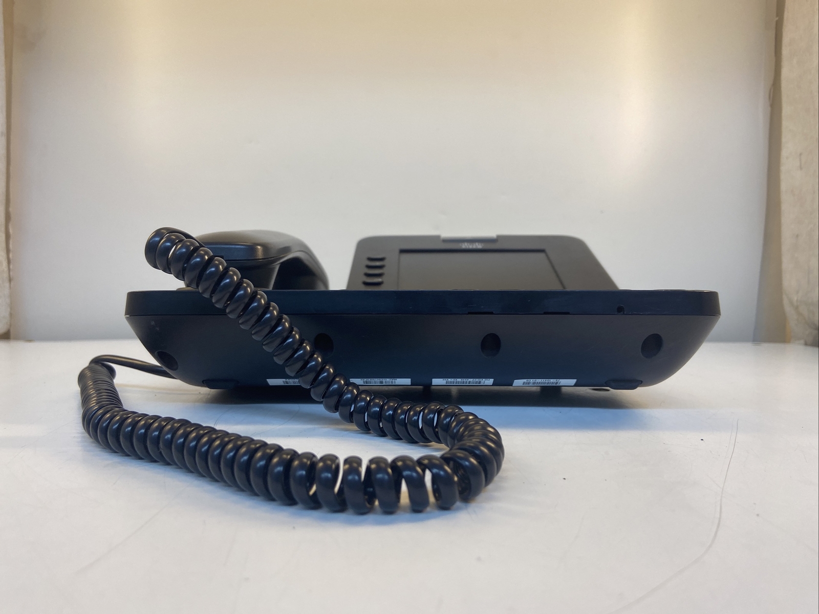 *Lot of 19* Cisco CP-8945 IP Phones Built in Camera w/ Handset