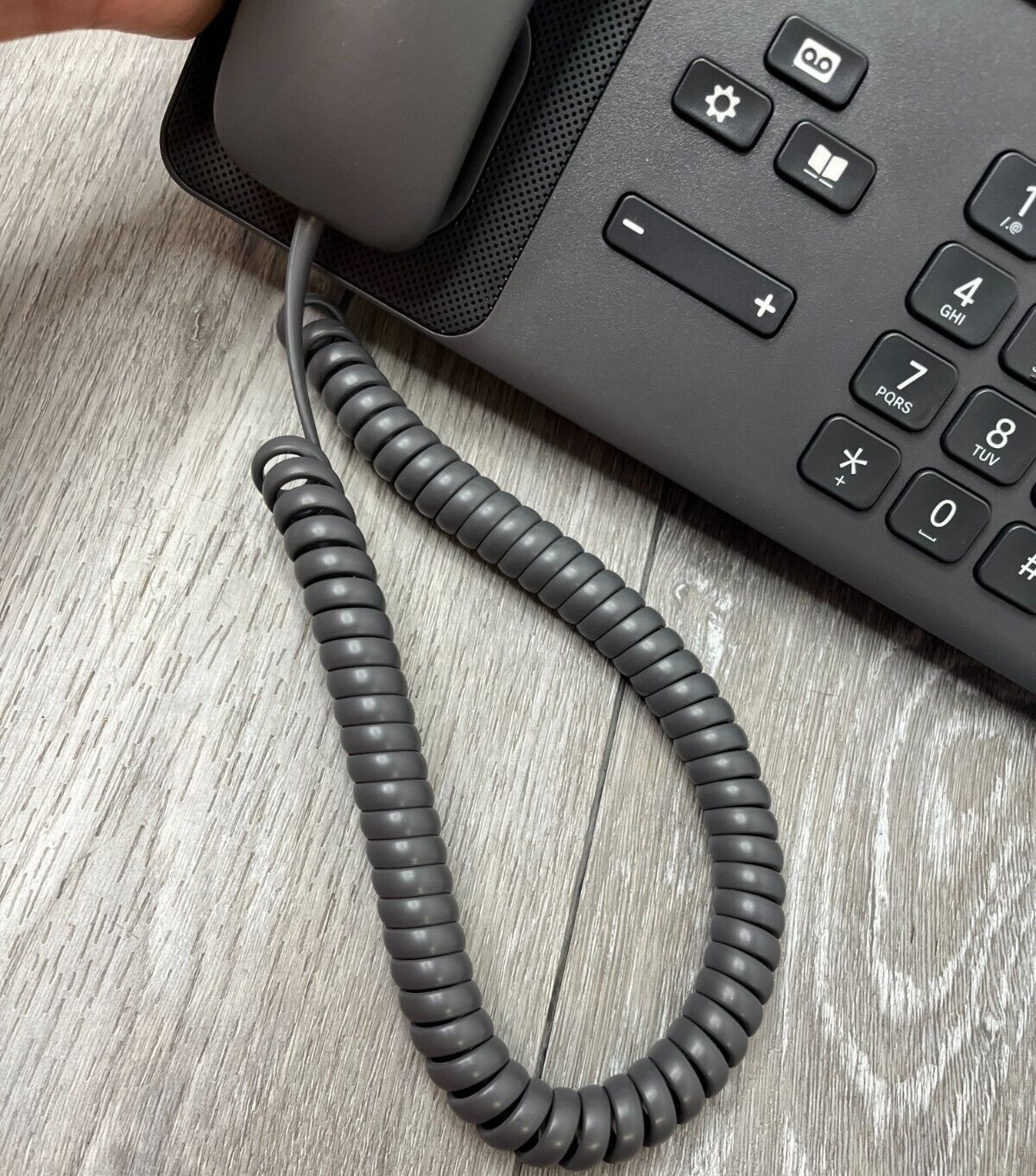 Cisco 8811 IP Business Phone, Corded Wall Mountable or Desktop, Charcoal