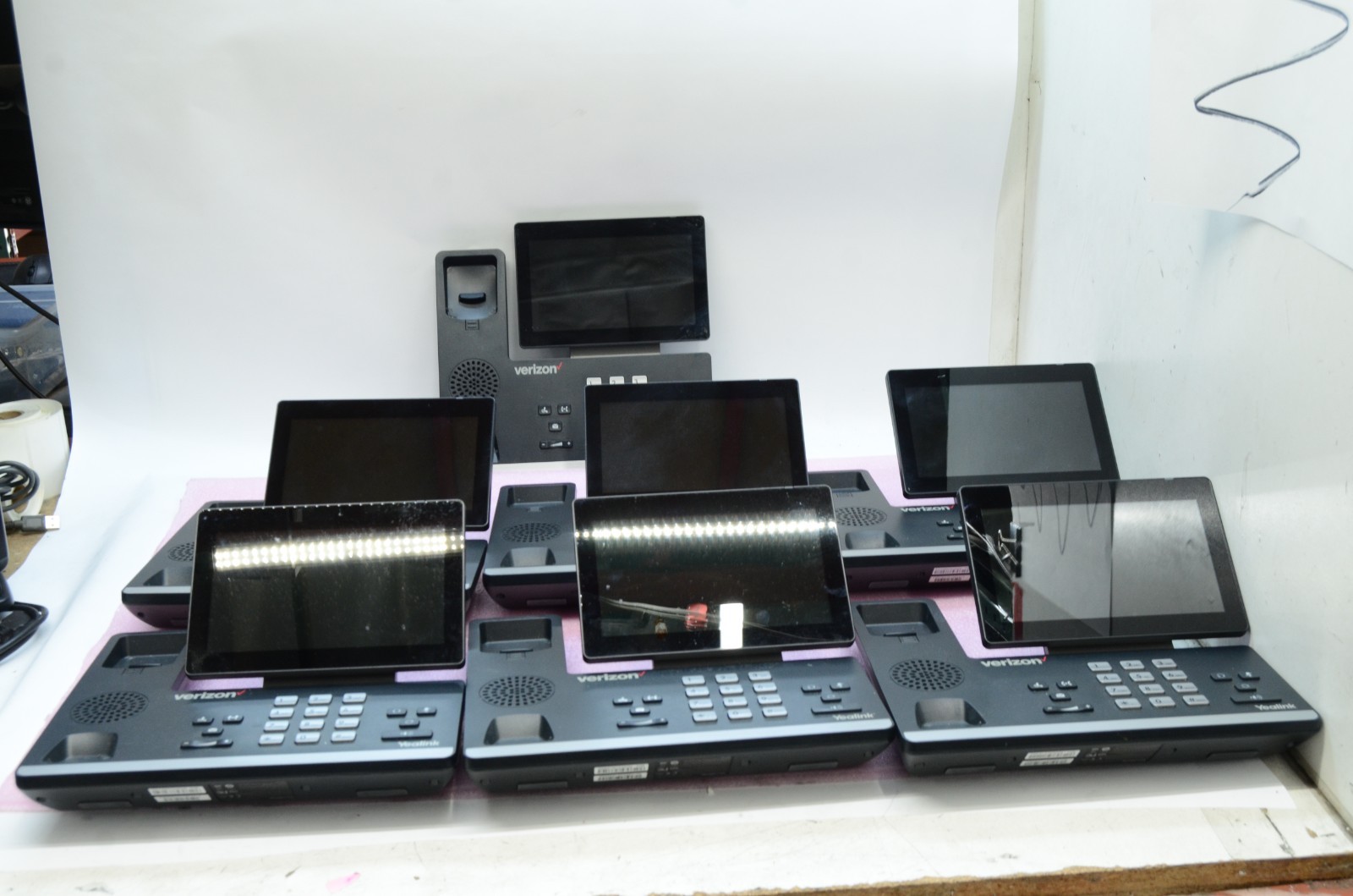 LOT OF 7 YeaLink SIP-T57W IP PoE Phone Touch Screen VERIZON T8-D4