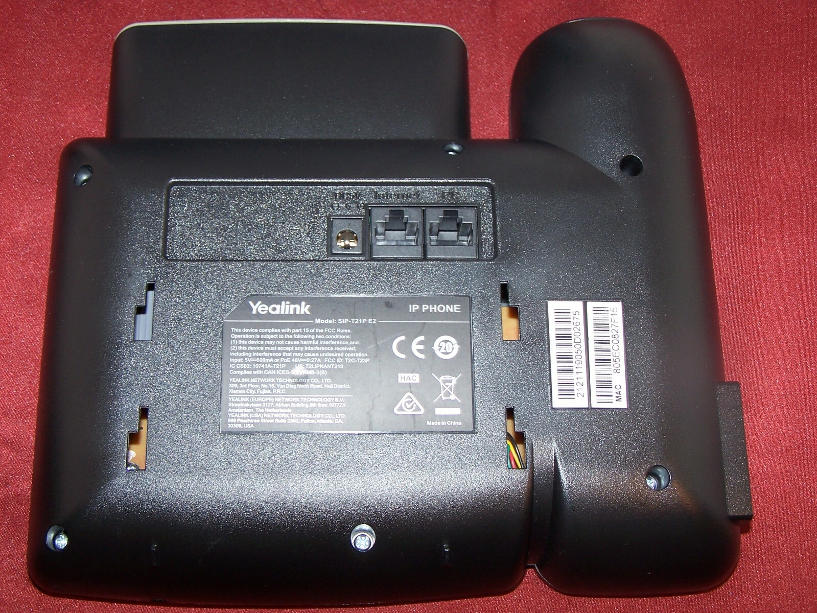 Yealink SIP-T21P E2 Entry-level IP phone w/ 2 Lines & HD voice
