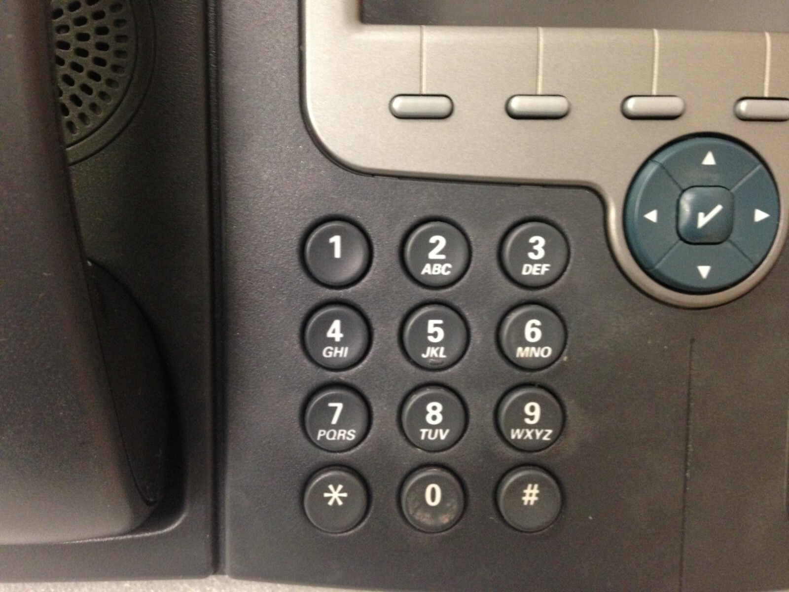 Cisco CP-7975G VOIP Office UC Phone W/ Adjustable Stand And Handset (No Cord)