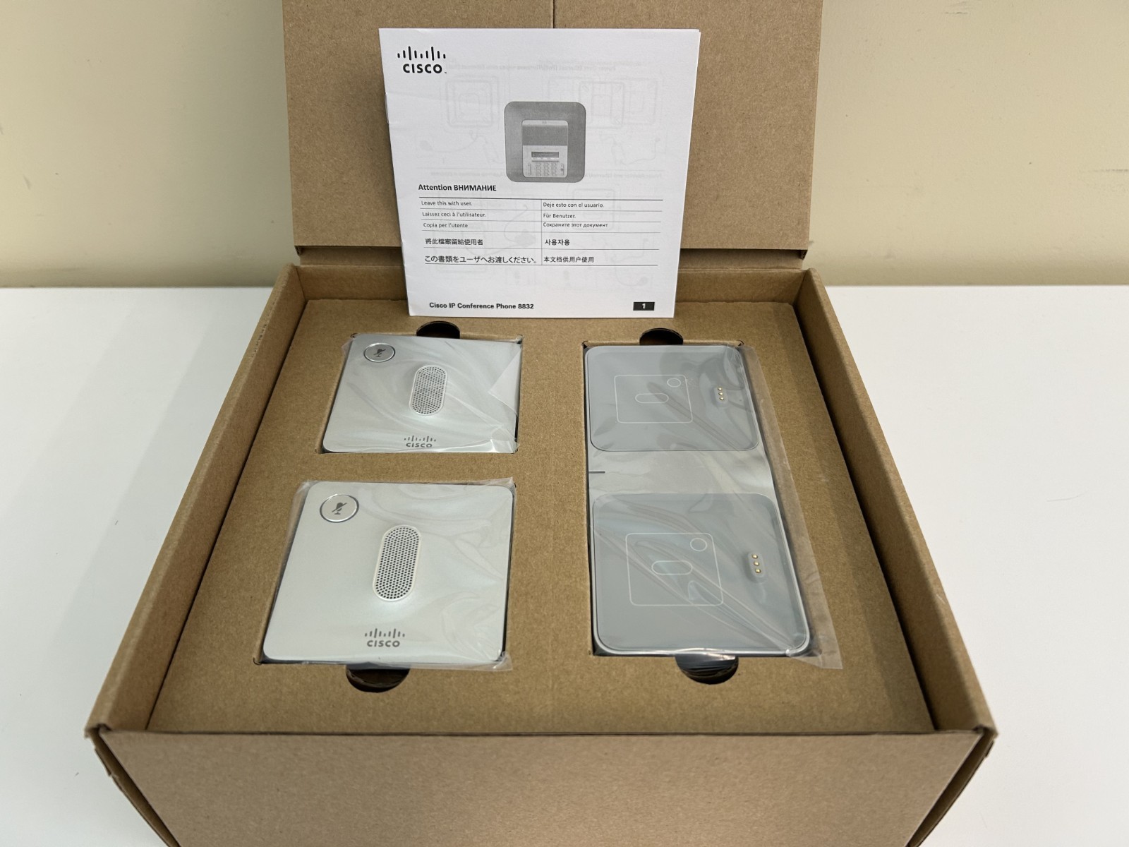 Cisco CP-8832-MIC-WLS= Wireless Expansion Microphones