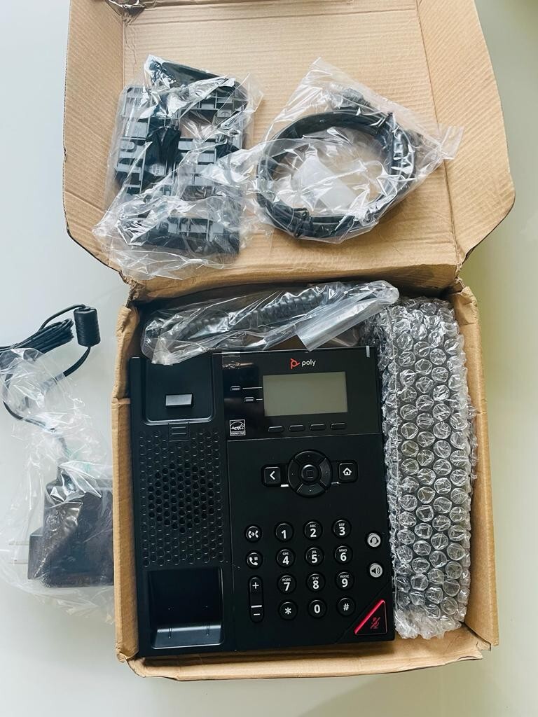 Polycom VVX 150 Business IP Desk Phone 2200-48810-025