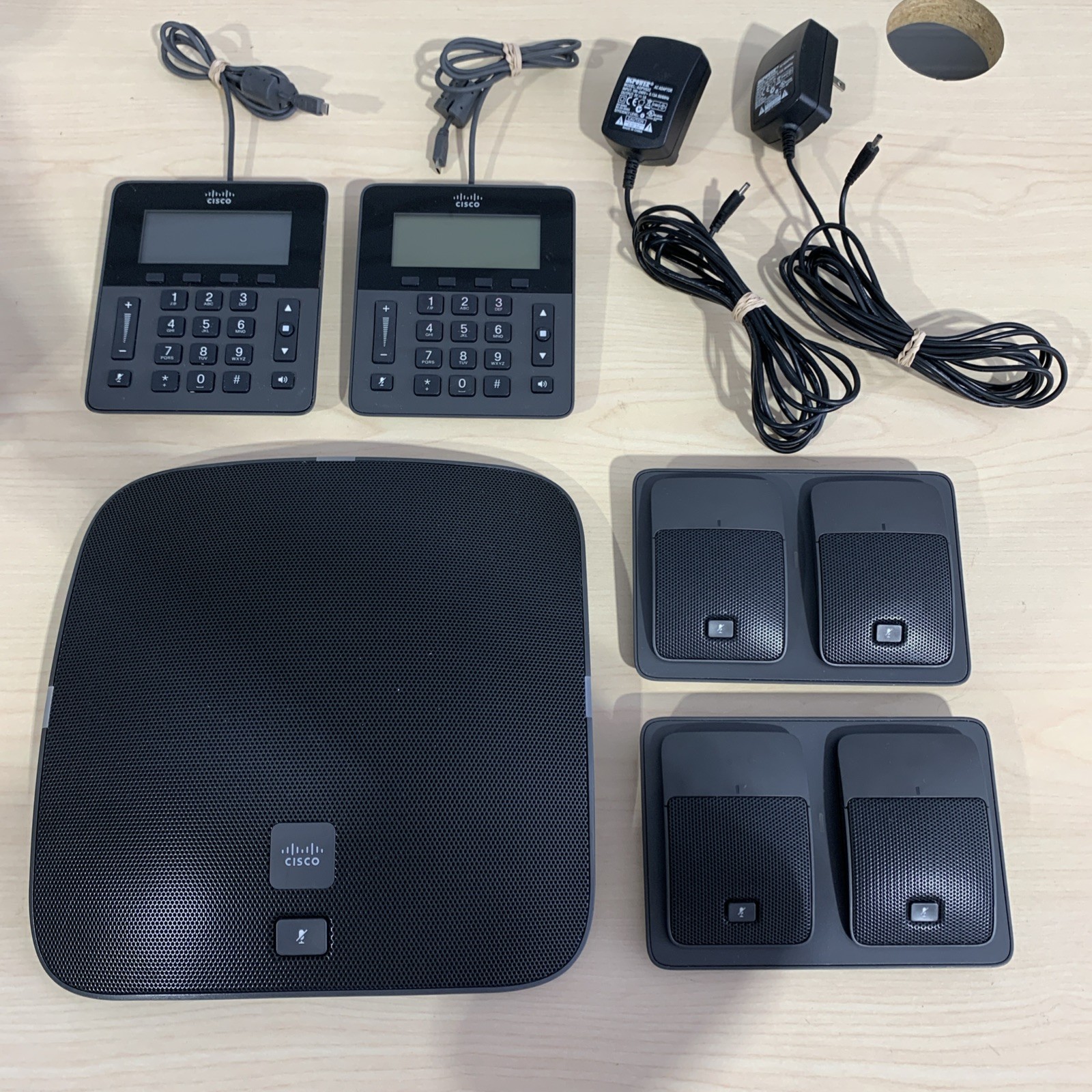 Cisco Phone Unified IP Conference CP-8831-BASE-S + (2) Control Unit Keypads