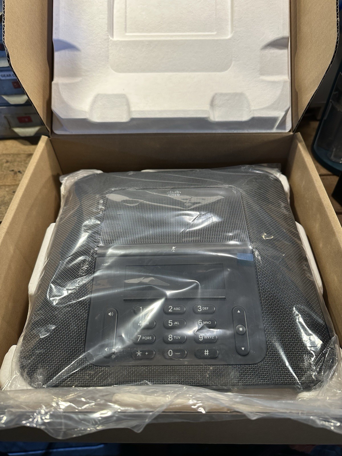 Brand NEW Cisco 8832 IP Conference Phone with PoE Injector CP-8832-K9 VOIP