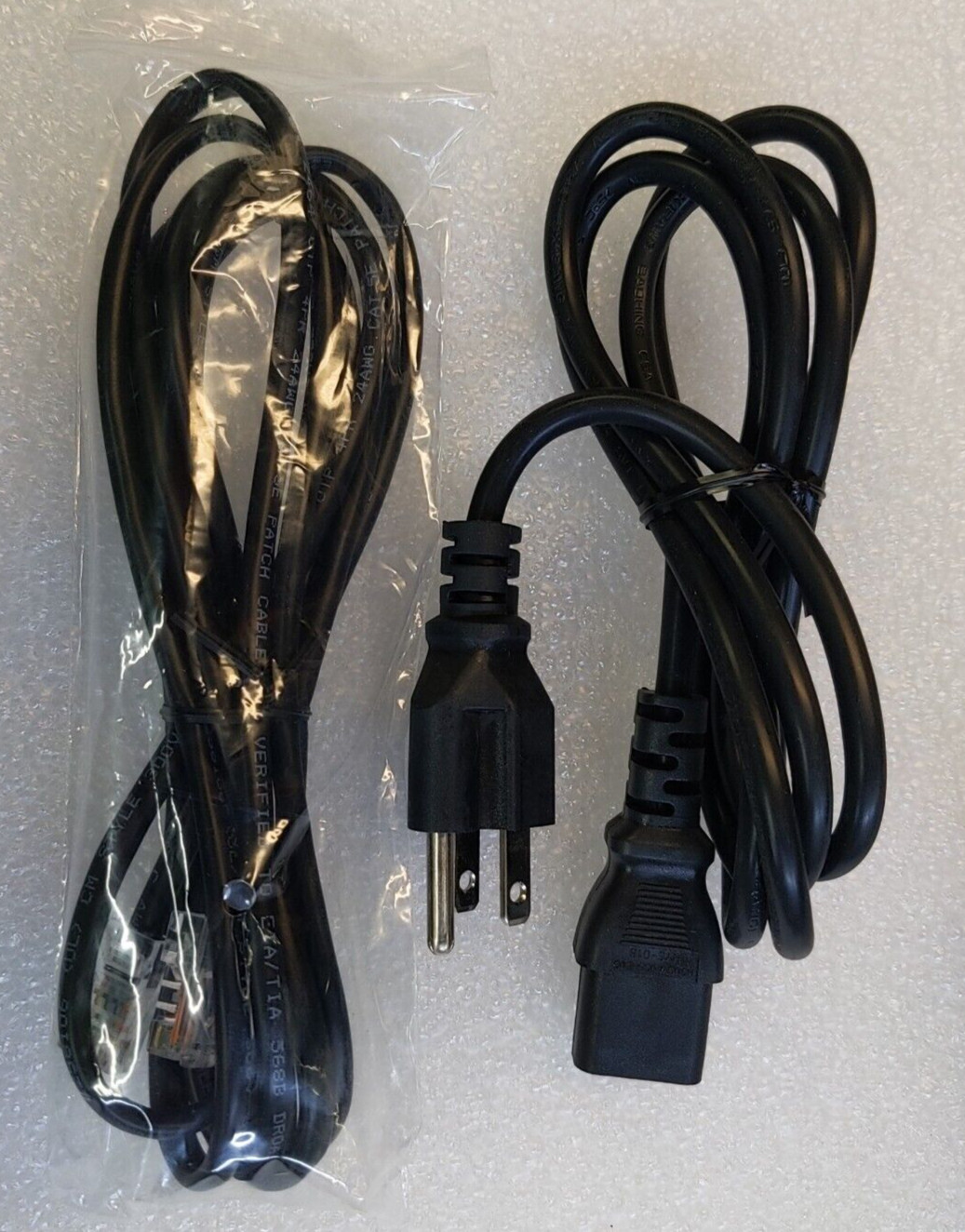 Grandstream GXP2135 IP Phone 8-Line Enterprise VoIP + Gigabit POE Adapter Power
