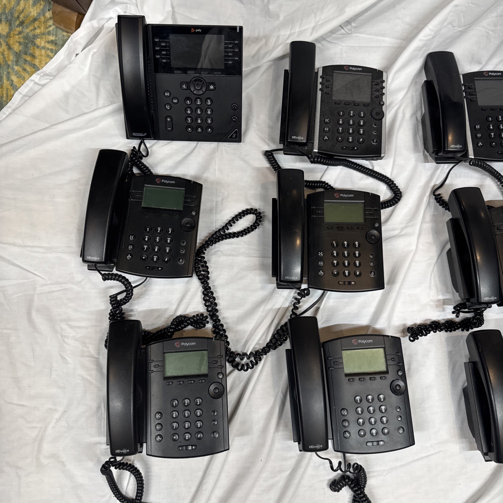 Polycom VVX 450 301 401 Business IP Phone (Power Supply Not Included) Bulk Lot B