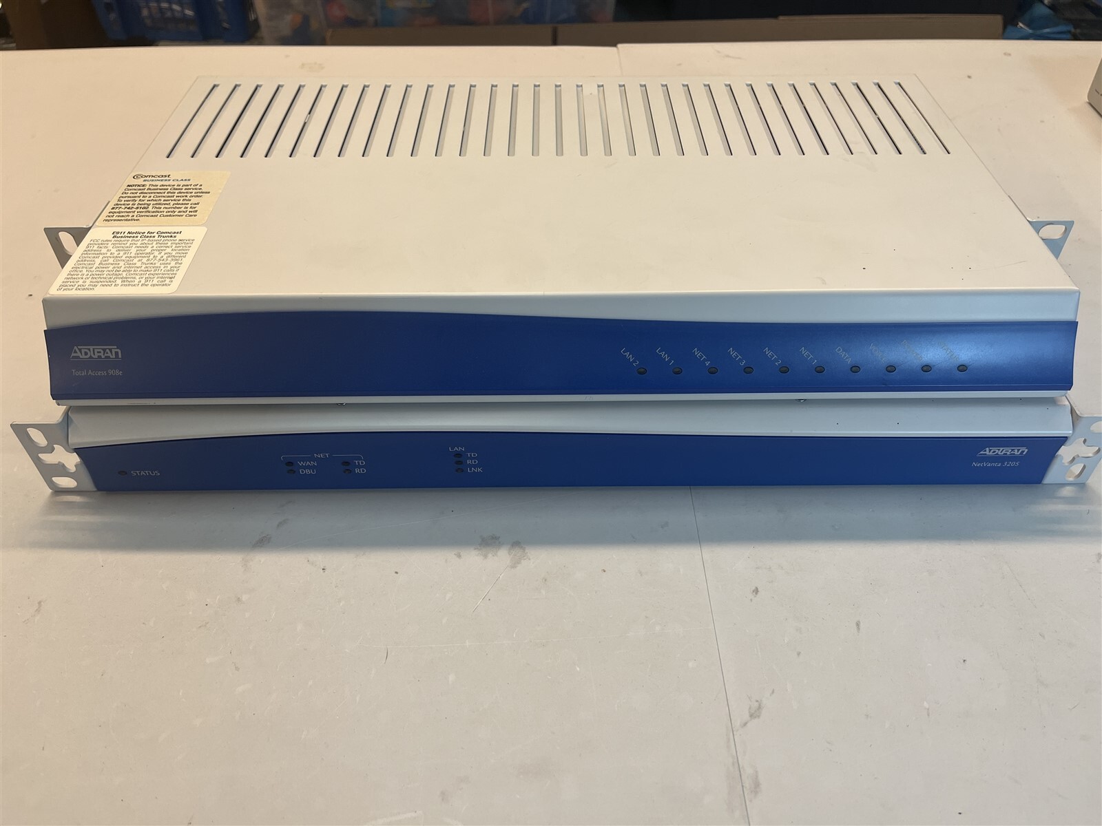Adtran Total Access 900e with Adtran NetVanta 3205