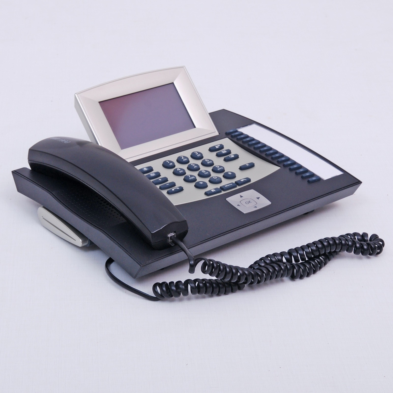 1-4x Auerswald Telephone Comfortel 2600 IP VoIP G.Z