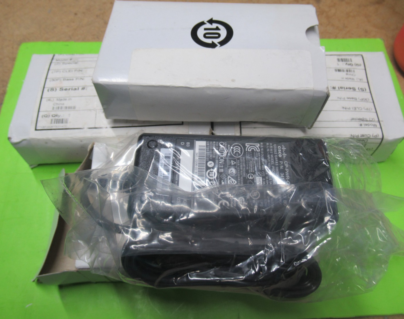 Lot of 4 Cisco/Delta 341-0206-03 IP Phone AC Adapter CP-PWR-CUBE-3=