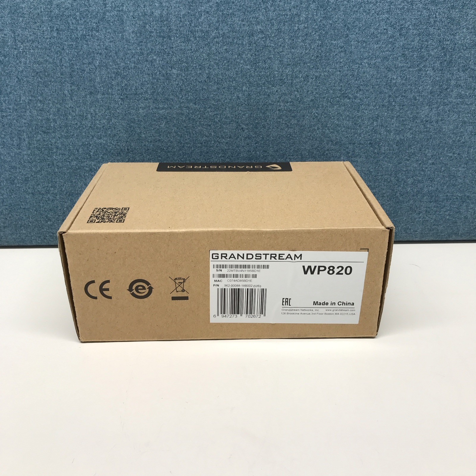 Grandstream WP820 Enterprise Portable WiFi Phone 962-00088-16D003