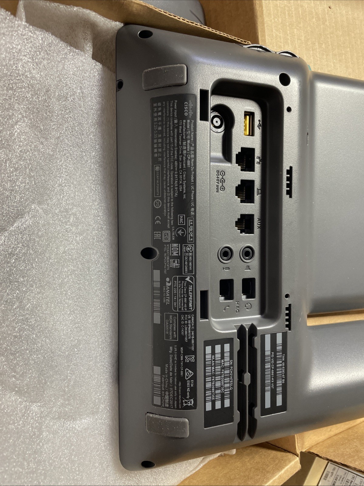 Cisco Business Class VOIP Phone CP-8861-K9= IP, Requires Cisco Communications…