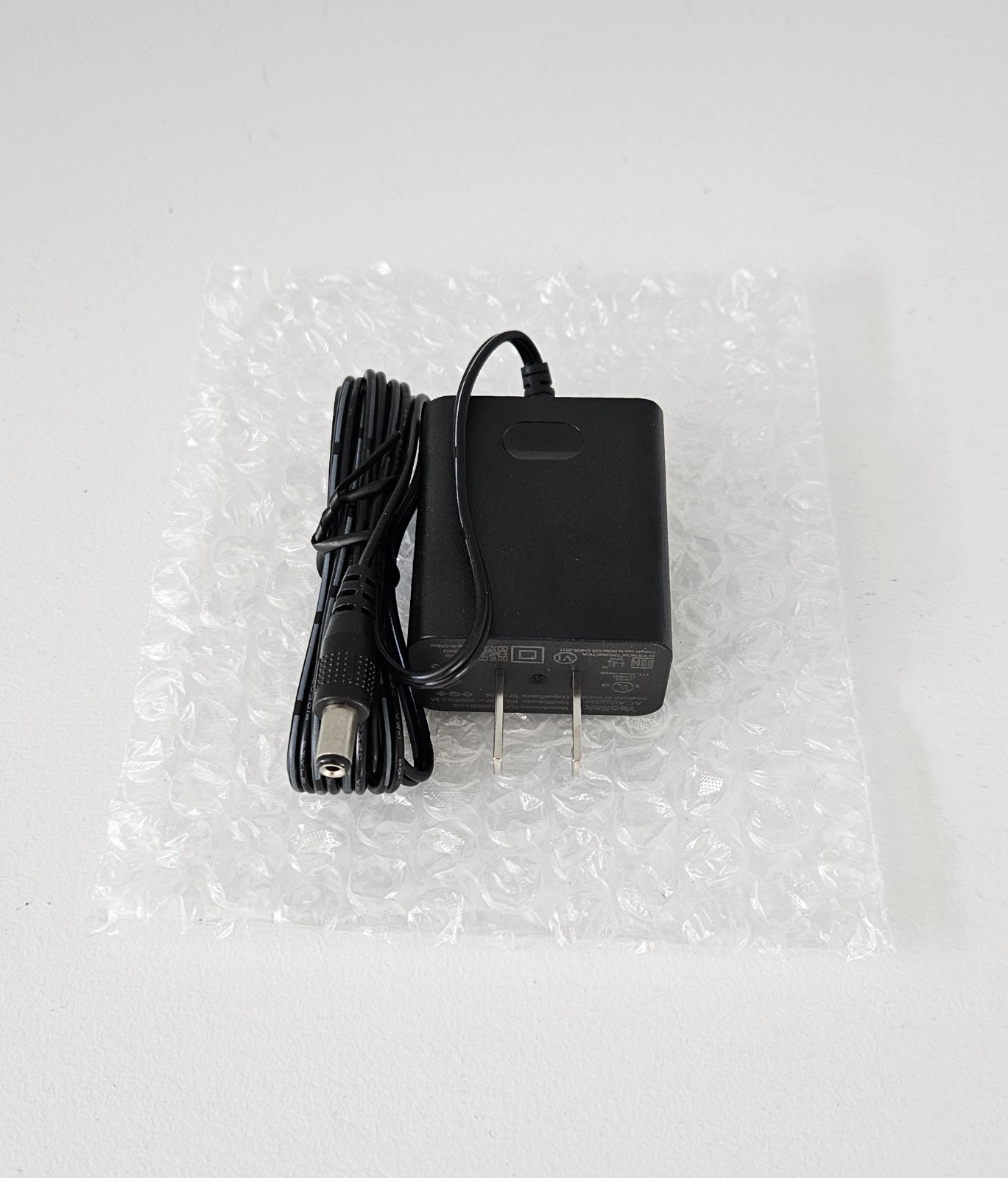 Yealink VoIP Phone Power Bundle 5V 2A Power Adapter YLPS052000B1-US + Data Cable