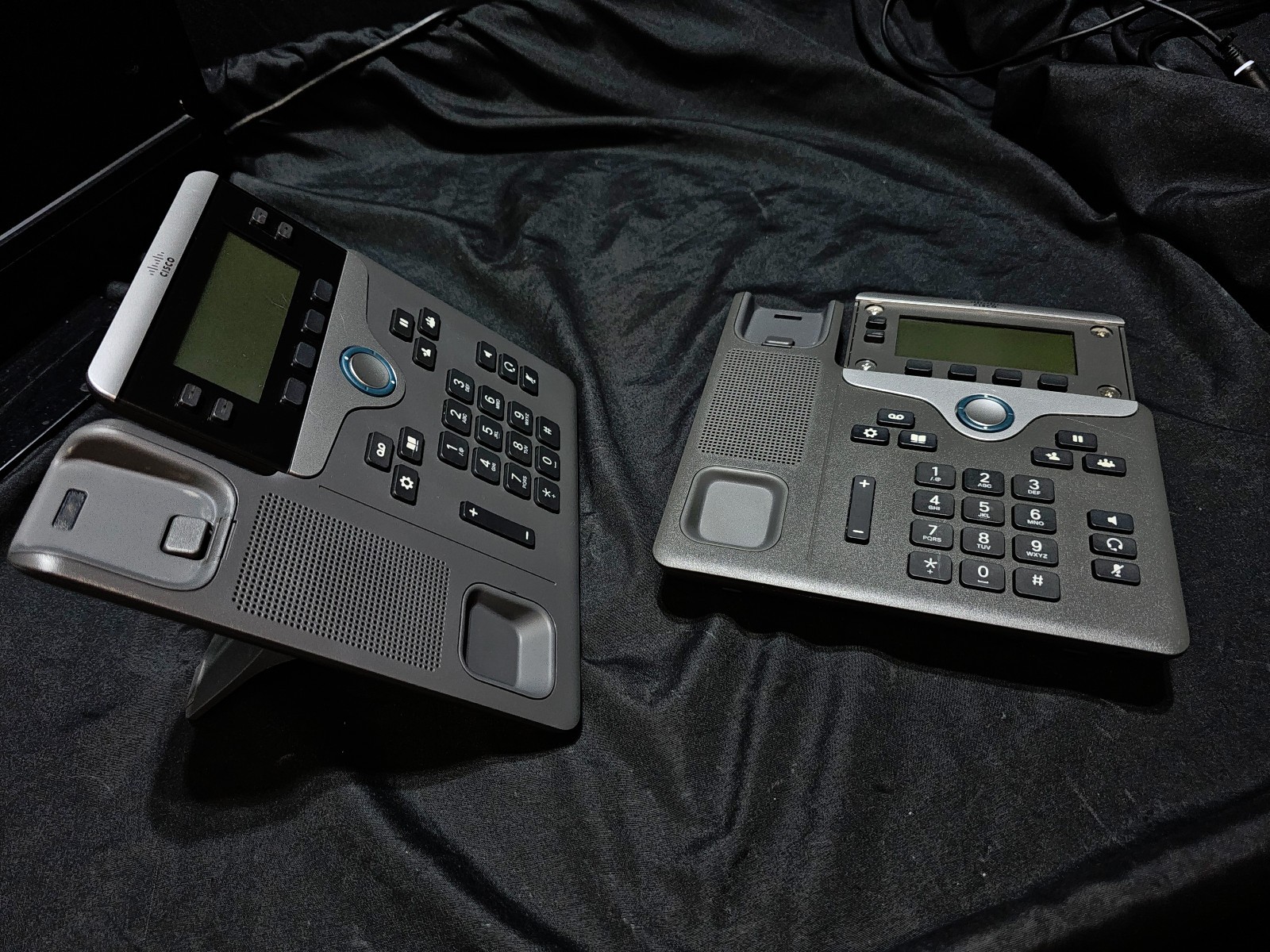 Lot of 2 Cisco IP Phones CP-7821 & 7841 Untested No Adapters 🖥️