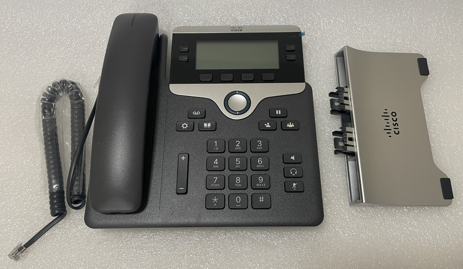 CISCO 3842-13-1086 VoIP OFFICE BUSINESS PHONE HANDSET CABLE COMPETE NEW